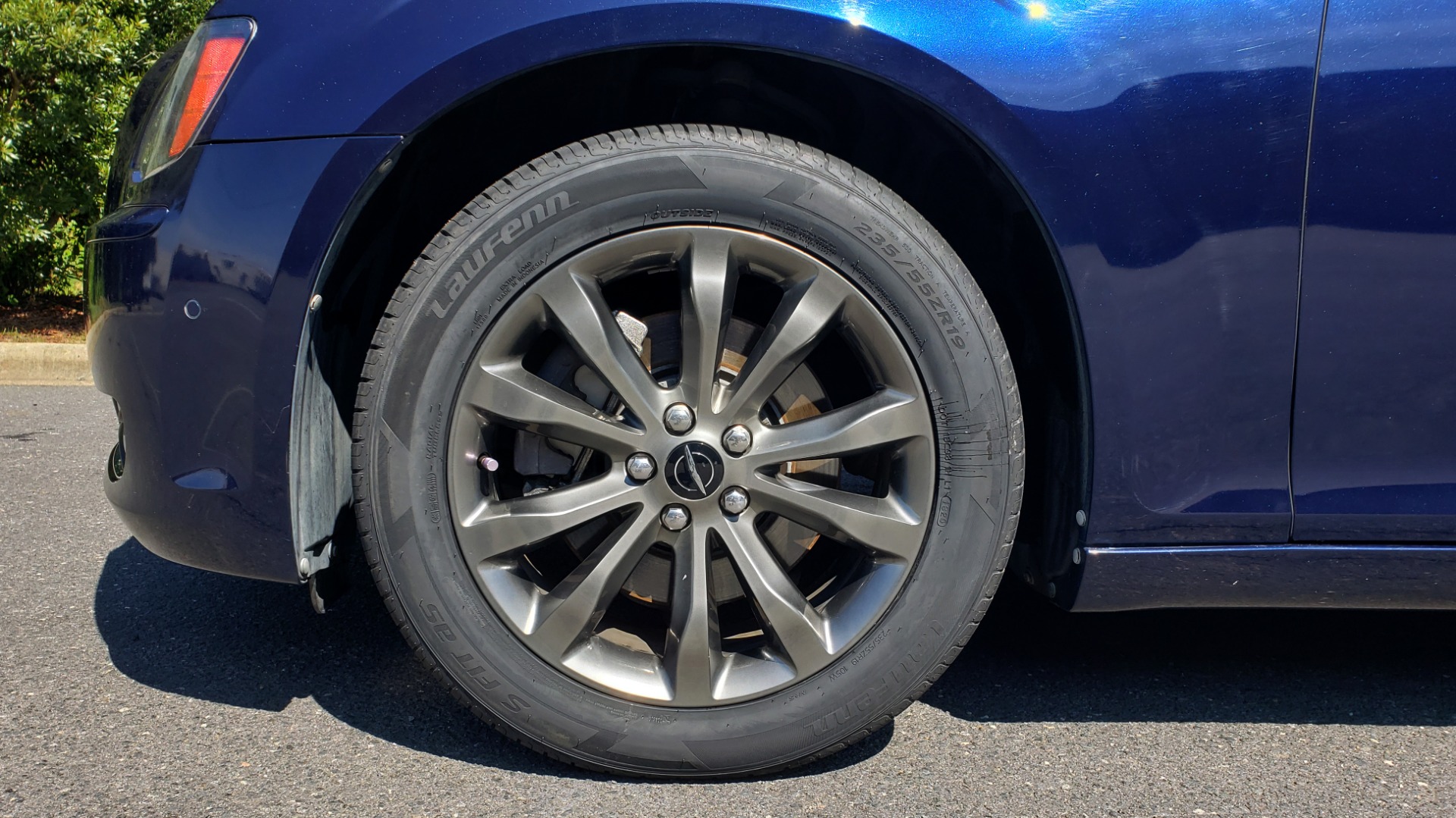 Used 2014 Chrysler 300 S AWD / SAFETY TEC / BLIND SPOT / LIGHT GRP / LUXURY GRP for sale Sold at Formula Imports in Charlotte NC 28227 83