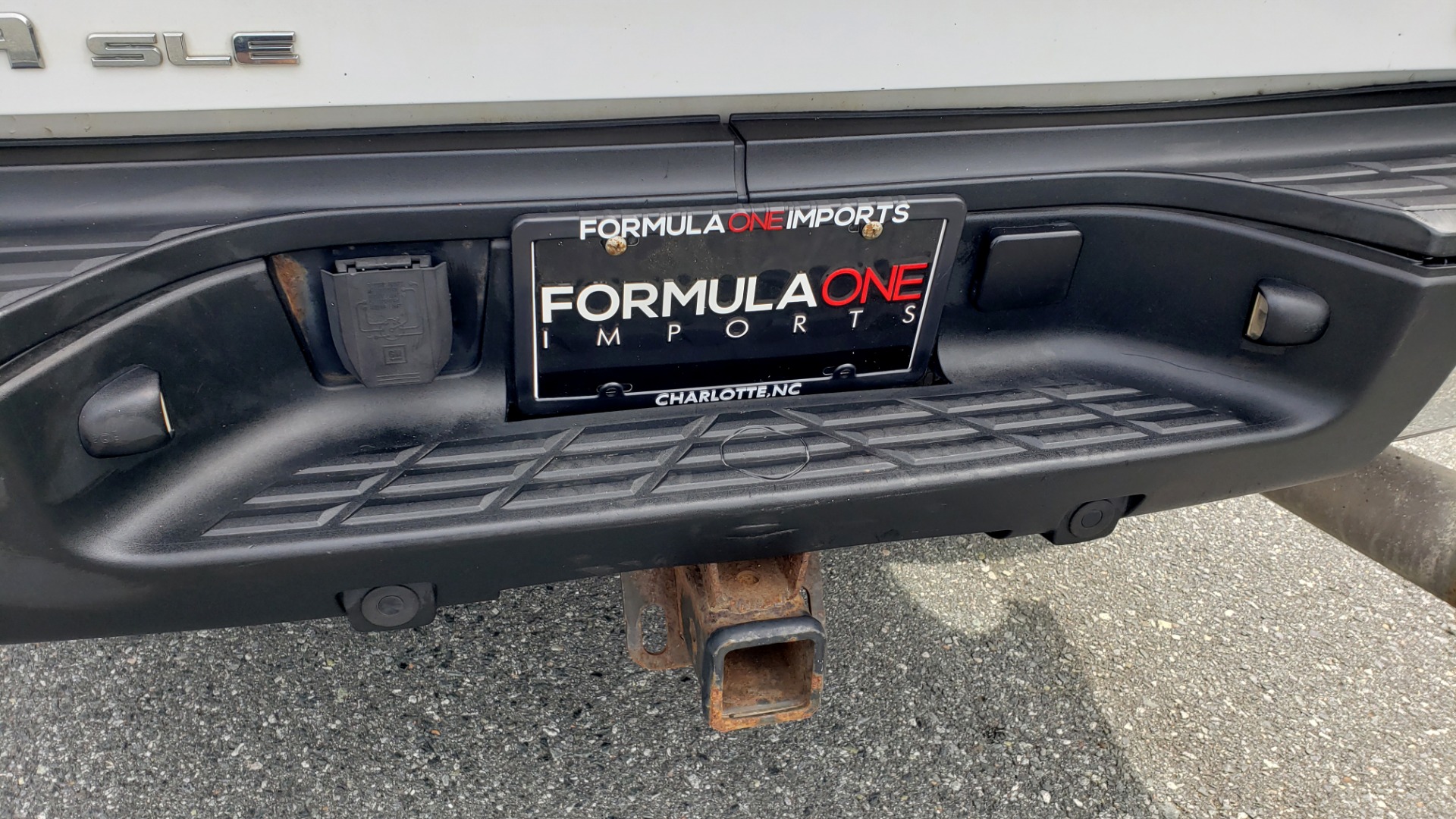 Used 2009 GMC SIERRA 2500HD SLE 4WD CREWCAB / 6.6L DURAMAX / 6-SPD ALLISON for sale Sold at Formula Imports in Charlotte NC 28227 27