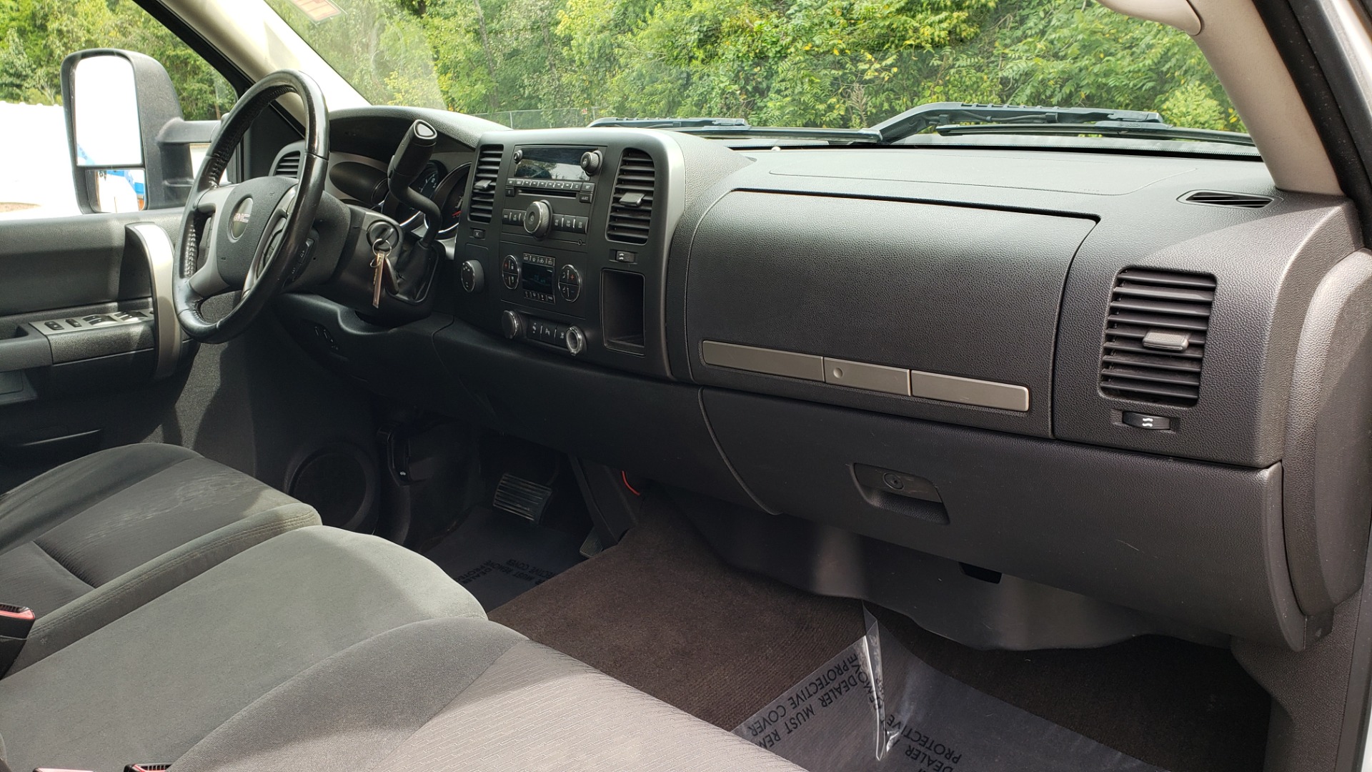 Used 2009 GMC SIERRA 2500HD SLE 4WD CREWCAB / 6.6L DURAMAX / 6-SPD ALLISON for sale Sold at Formula Imports in Charlotte NC 28227 56