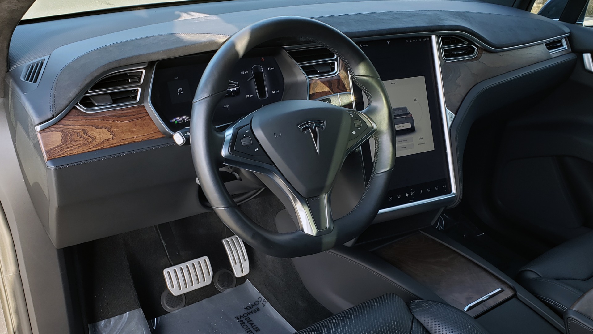 Used 2016 Tesla MODEL X P100D LUDICROUS PERF / PREM / TECH / AUTO PILOT / TOWING for sale Sold at Formula Imports in Charlotte NC 28227 37