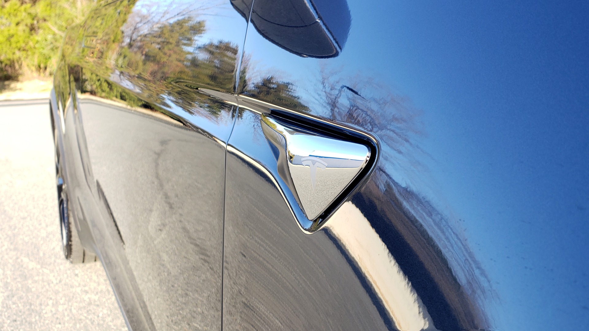 Used 2016 Tesla MODEL X P100D LUDICROUS PERF / PREM / TECH / AUTO PILOT / TOWING for sale Sold at Formula Imports in Charlotte NC 28227 39