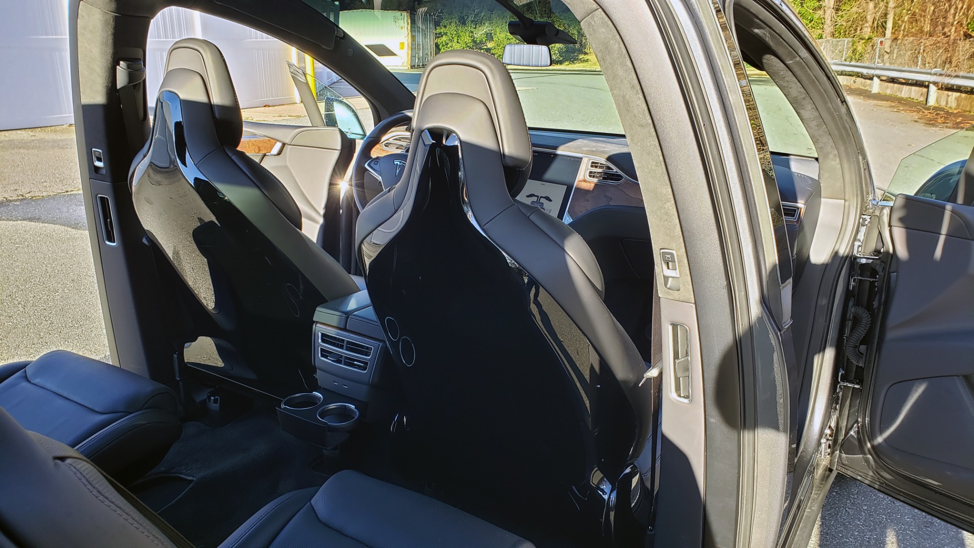 Used 2016 Tesla MODEL X P100D LUDICROUS PERF / PREM / TECH / AUTO PILOT / TOWING for sale Sold at Formula Imports in Charlotte NC 28227 52