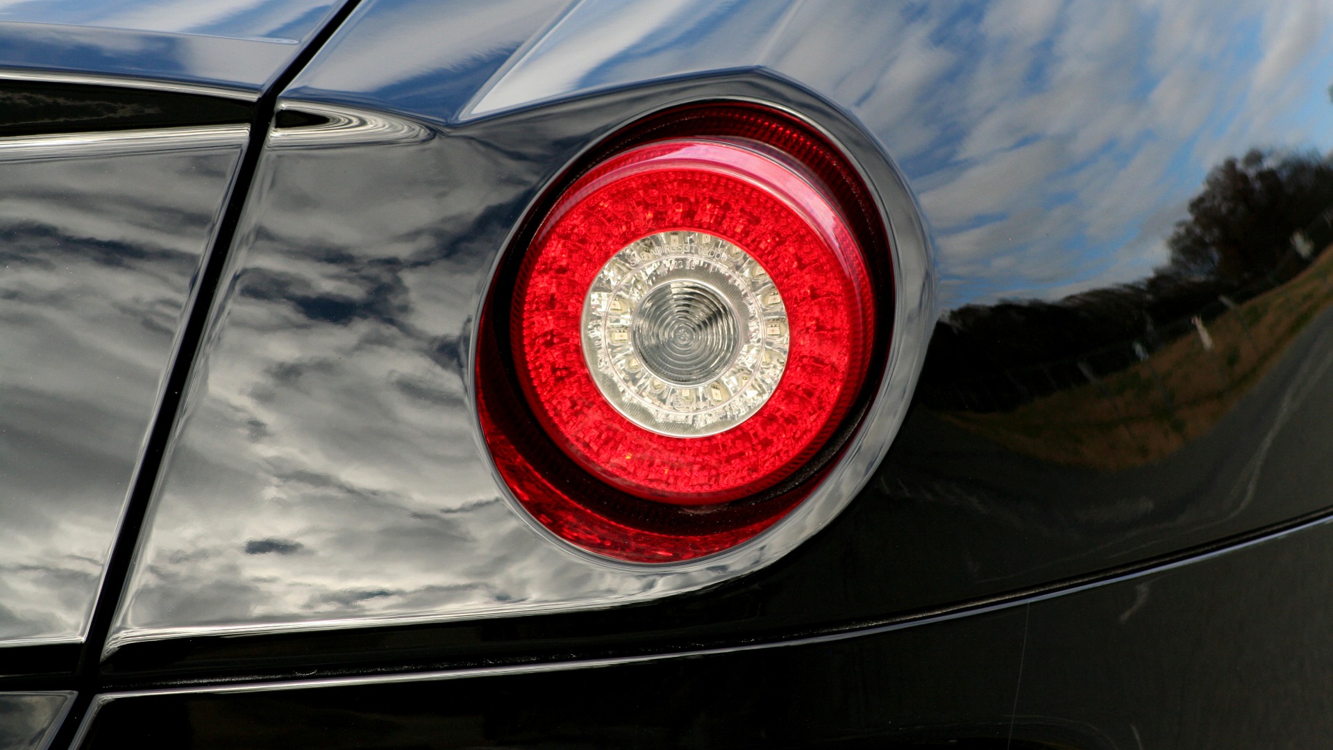 Used 2007 Ferrari 599 GTB FIORANO HGTE / V12 / F1 TRANS / NAV / BOSE / CUSTOM WHEELS for sale Sold at Formula Imports in Charlotte NC 28227 18