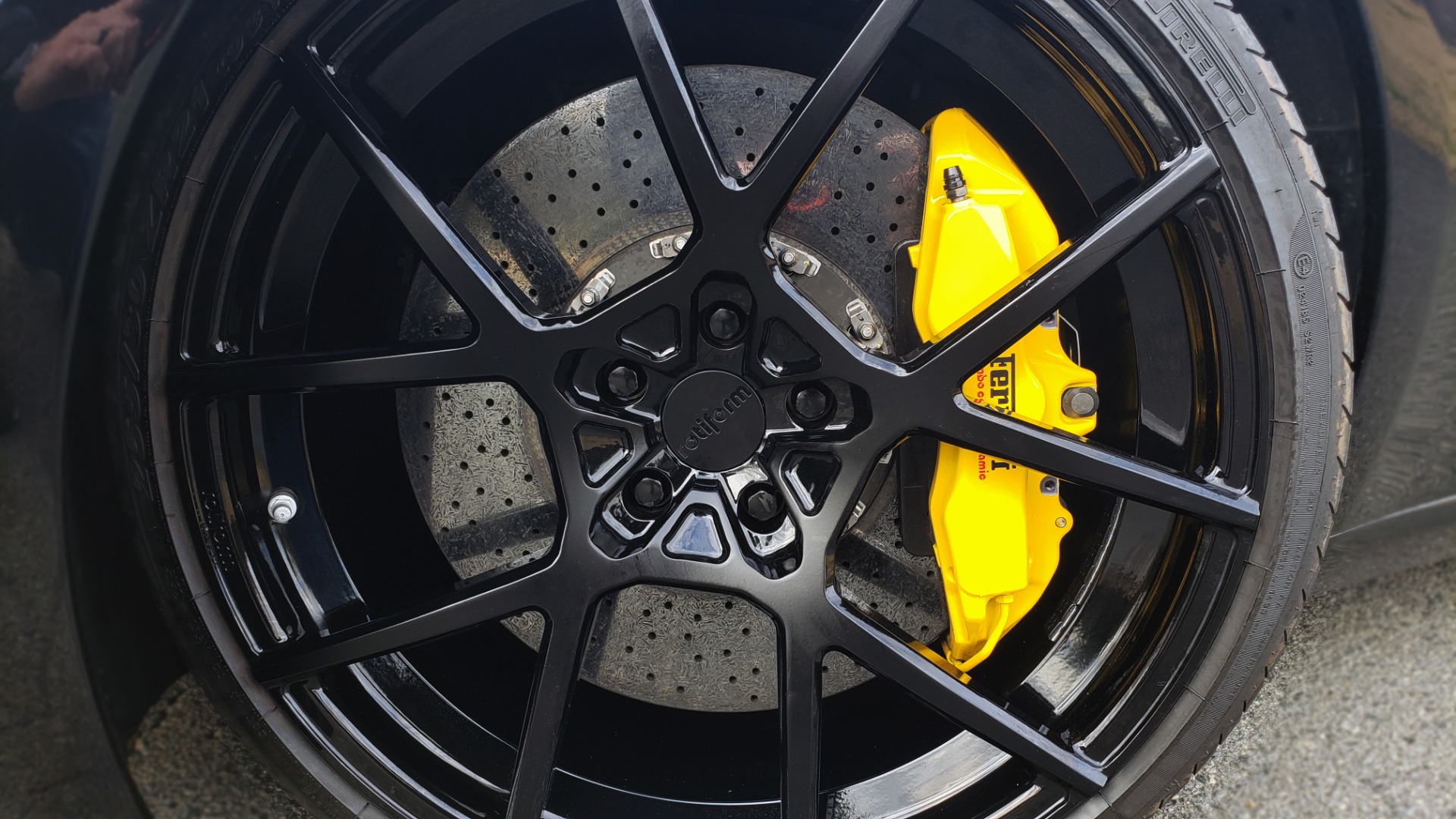 Used 2007 Ferrari 599 GTB FIORANO HGTE / V12 / F1 TRANS / NAV / BOSE / CUSTOM WHEELS for sale Sold at Formula Imports in Charlotte NC 28227 31