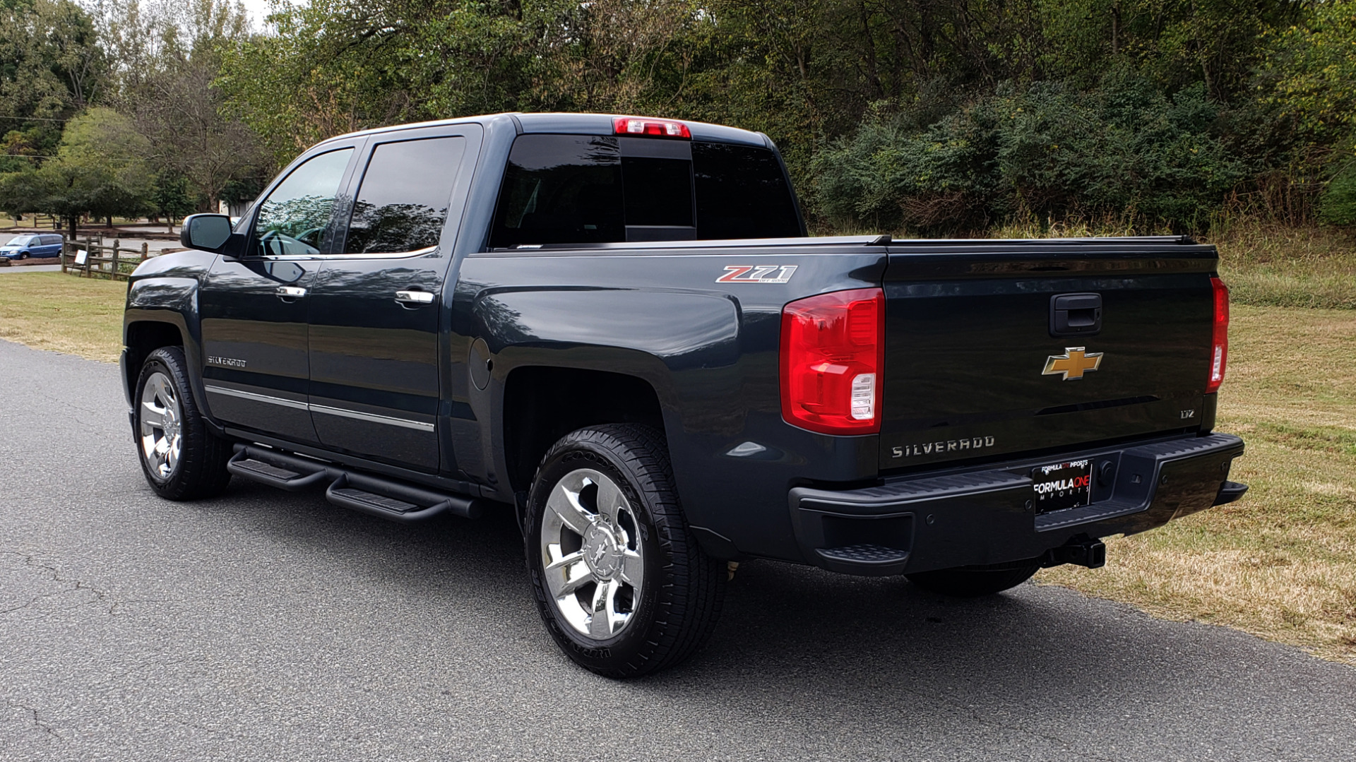 Used 2017 Chevrolet SILVERADO 1500 LTZ 4WD / NAV / BOSE / LEATHER / CAMERA / LOADED for sale Sold at Formula Imports in Charlotte NC 28227 12