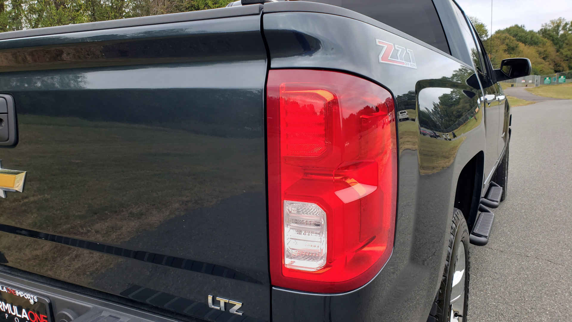 Used 2017 Chevrolet SILVERADO 1500 LTZ 4WD / NAV / BOSE / LEATHER / CAMERA / LOADED for sale Sold at Formula Imports in Charlotte NC 28227 44