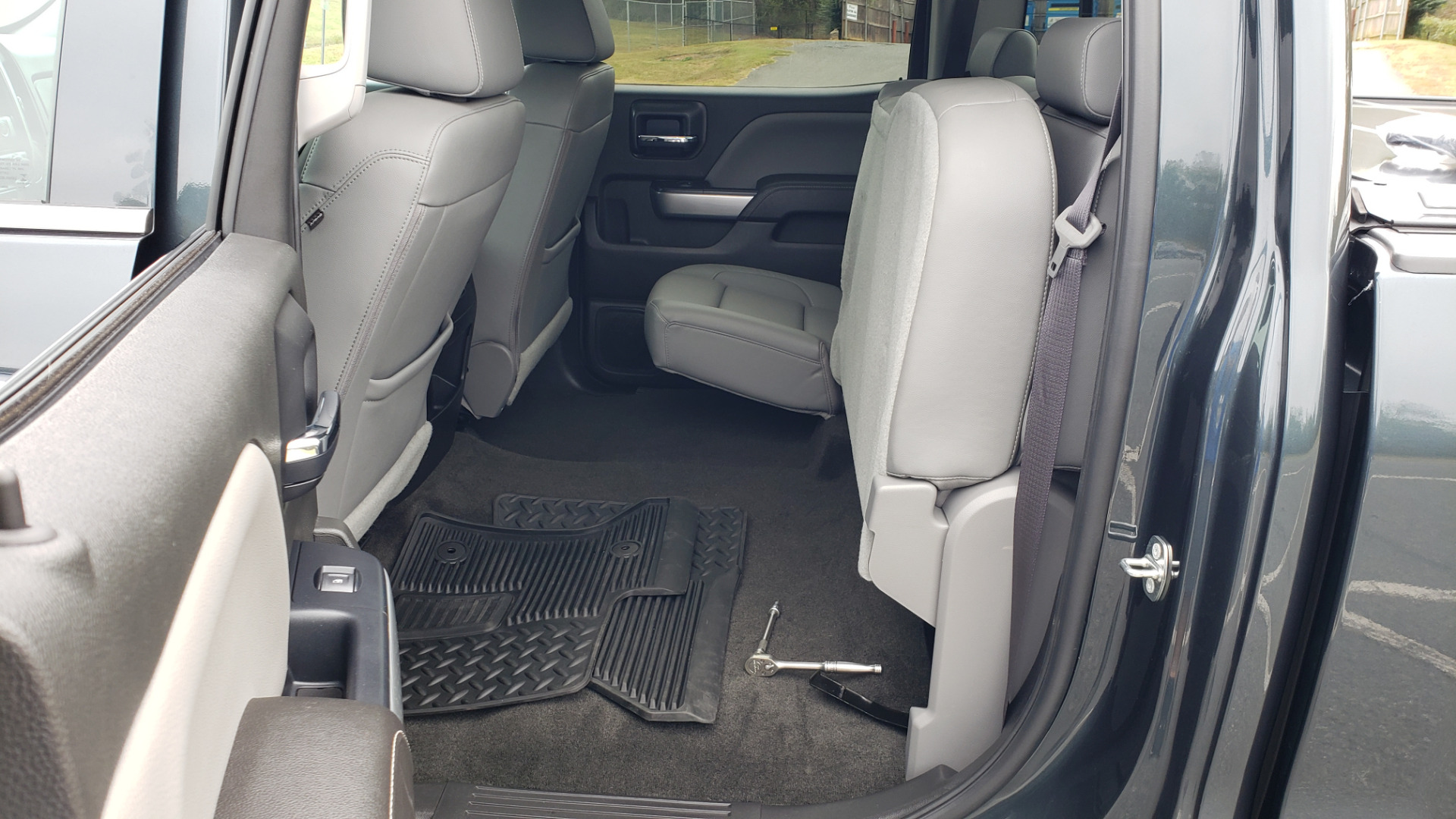 Used 2017 Chevrolet SILVERADO 1500 LTZ 4WD / NAV / BOSE / LEATHER / CAMERA / LOADED for sale Sold at Formula Imports in Charlotte NC 28227 71