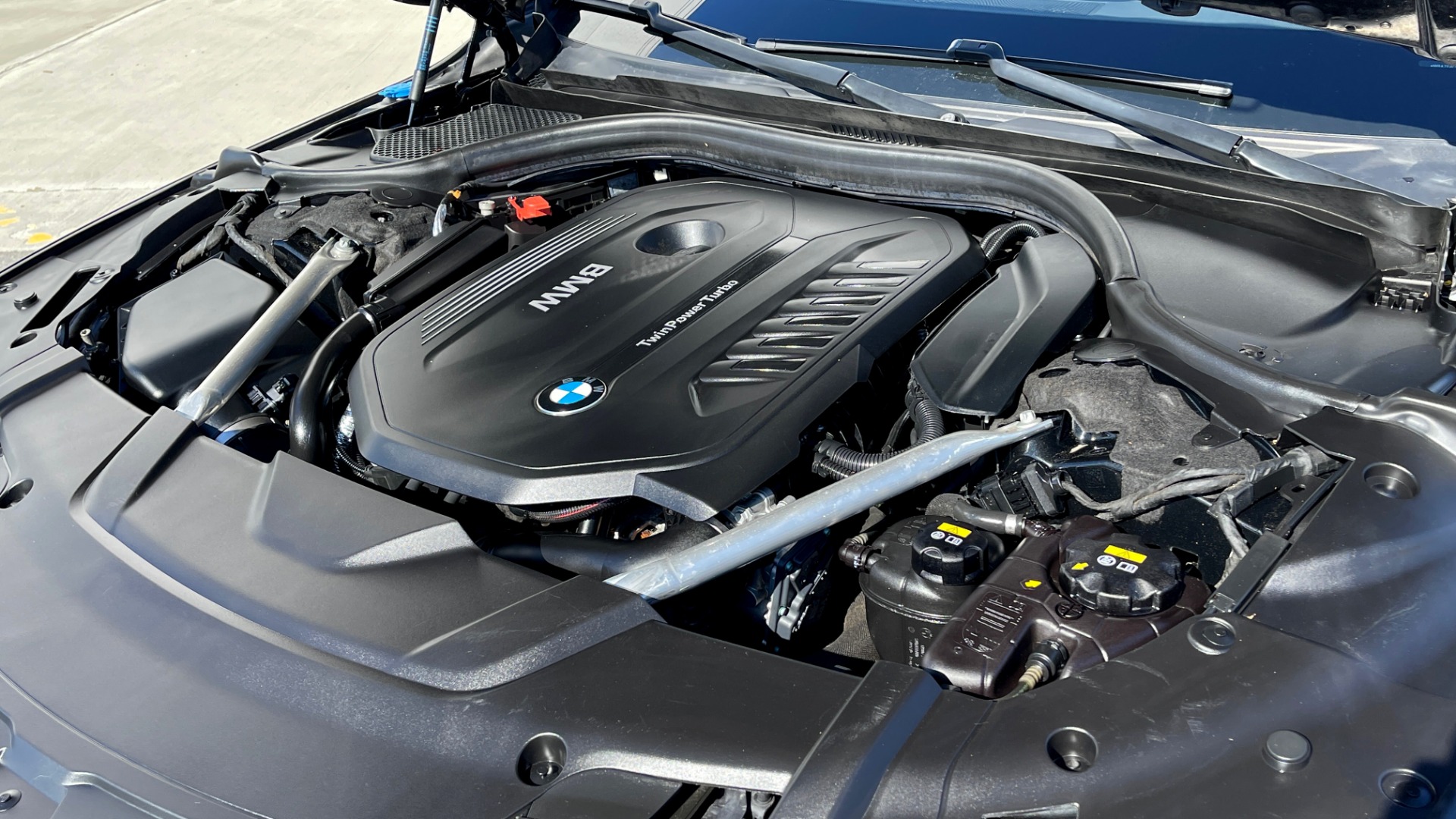 Used 2019 BMW 7 SERIES 740I XDRIVE M-SPORT / CLD WTHR / NAV / SUNROOF / REARVIEW / 22IN WHLS for sale Sold at Formula Imports in Charlotte NC 28227 14