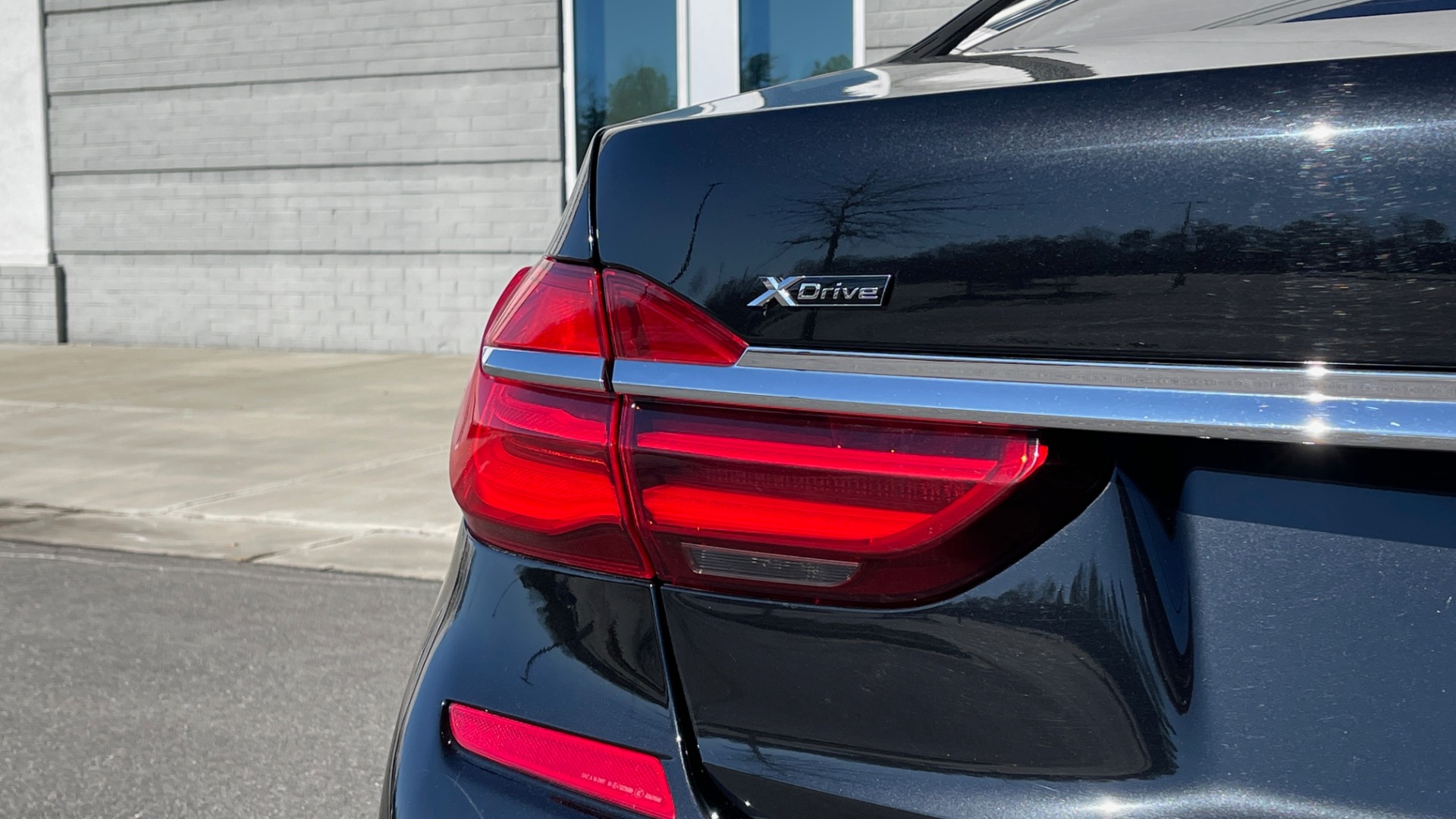 Used 2019 BMW 7 SERIES 740I XDRIVE M-SPORT / CLD WTHR / NAV / SUNROOF / REARVIEW / 22IN WHLS for sale Sold at Formula Imports in Charlotte NC 28227 25