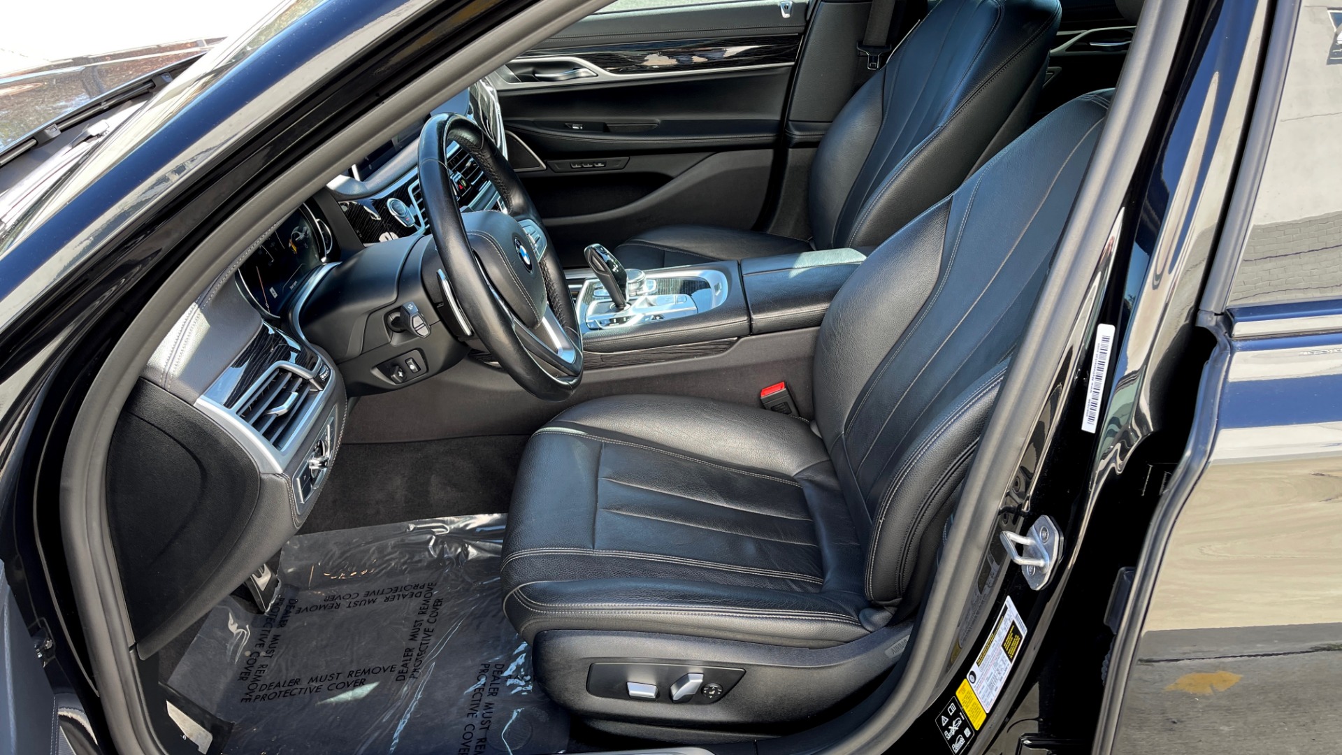 Used 2019 BMW 7 SERIES 740I XDRIVE M-SPORT / CLD WTHR / NAV / SUNROOF / REARVIEW / 22IN WHLS for sale Sold at Formula Imports in Charlotte NC 28227 30