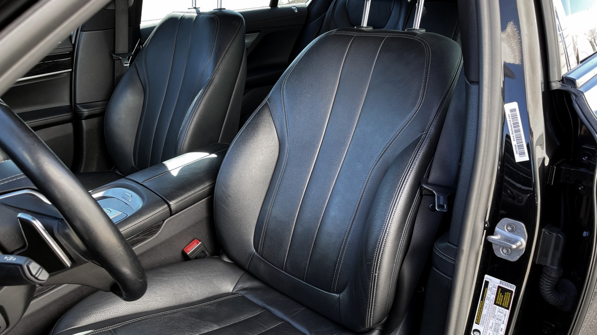 Used 2019 BMW 7 SERIES 740I XDRIVE M-SPORT / CLD WTHR / NAV / SUNROOF / REARVIEW / 22IN WHLS for sale Sold at Formula Imports in Charlotte NC 28227 31