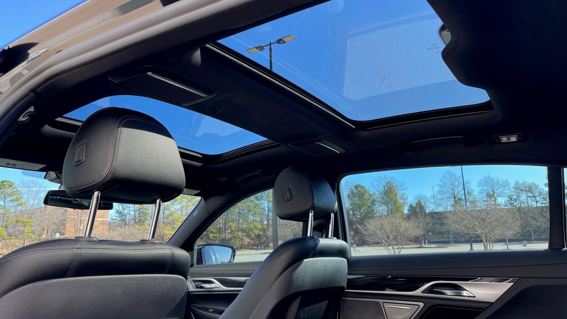 Used 2019 BMW 7 SERIES 740I XDRIVE M-SPORT / CLD WTHR / NAV / SUNROOF / REARVIEW / 22IN WHLS for sale Sold at Formula Imports in Charlotte NC 28227 53