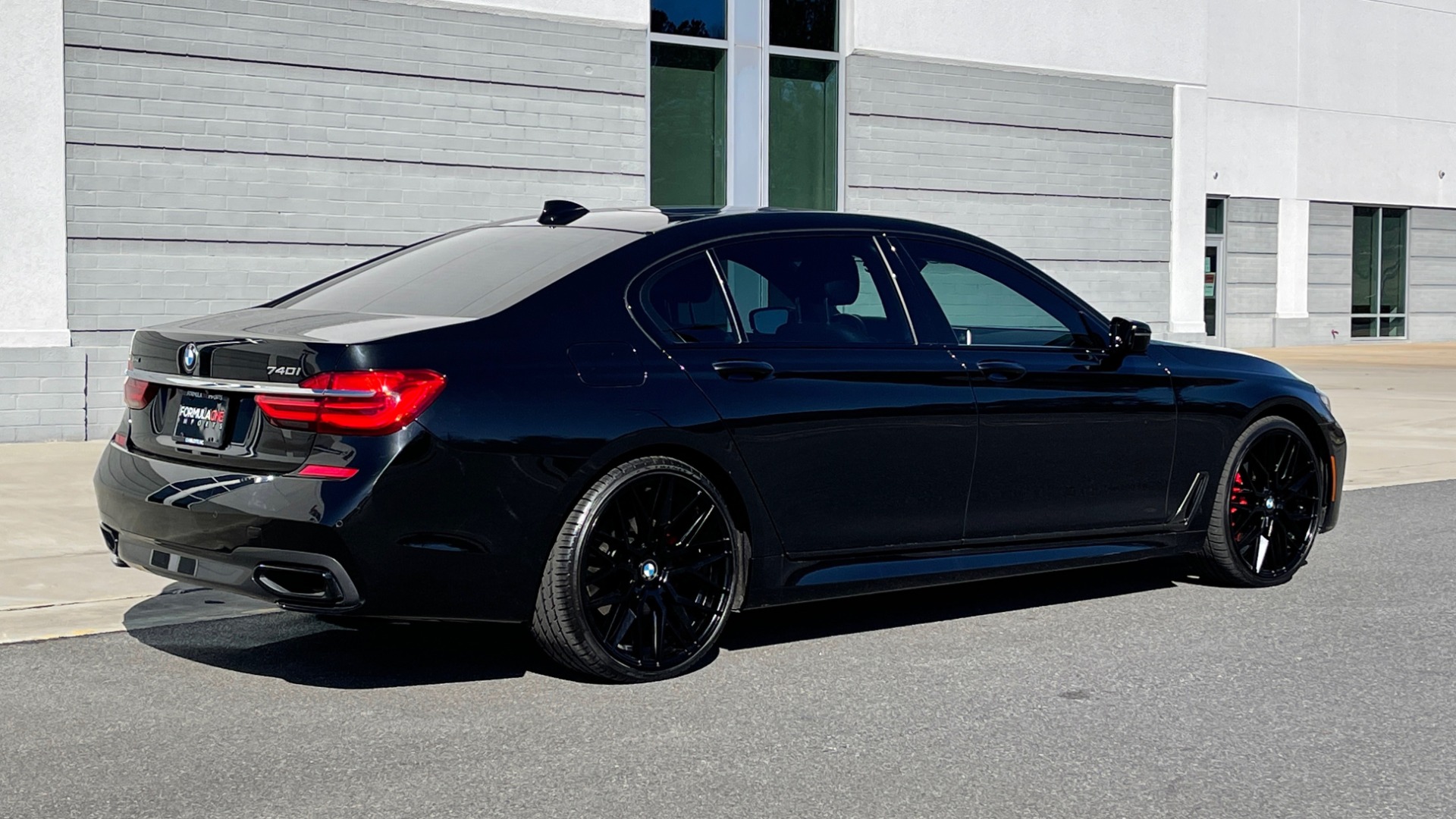 Used 2019 BMW 7 SERIES 740I XDRIVE M-SPORT / CLD WTHR / NAV / SUNROOF / REARVIEW / 22IN WHLS for sale Sold at Formula Imports in Charlotte NC 28227 9