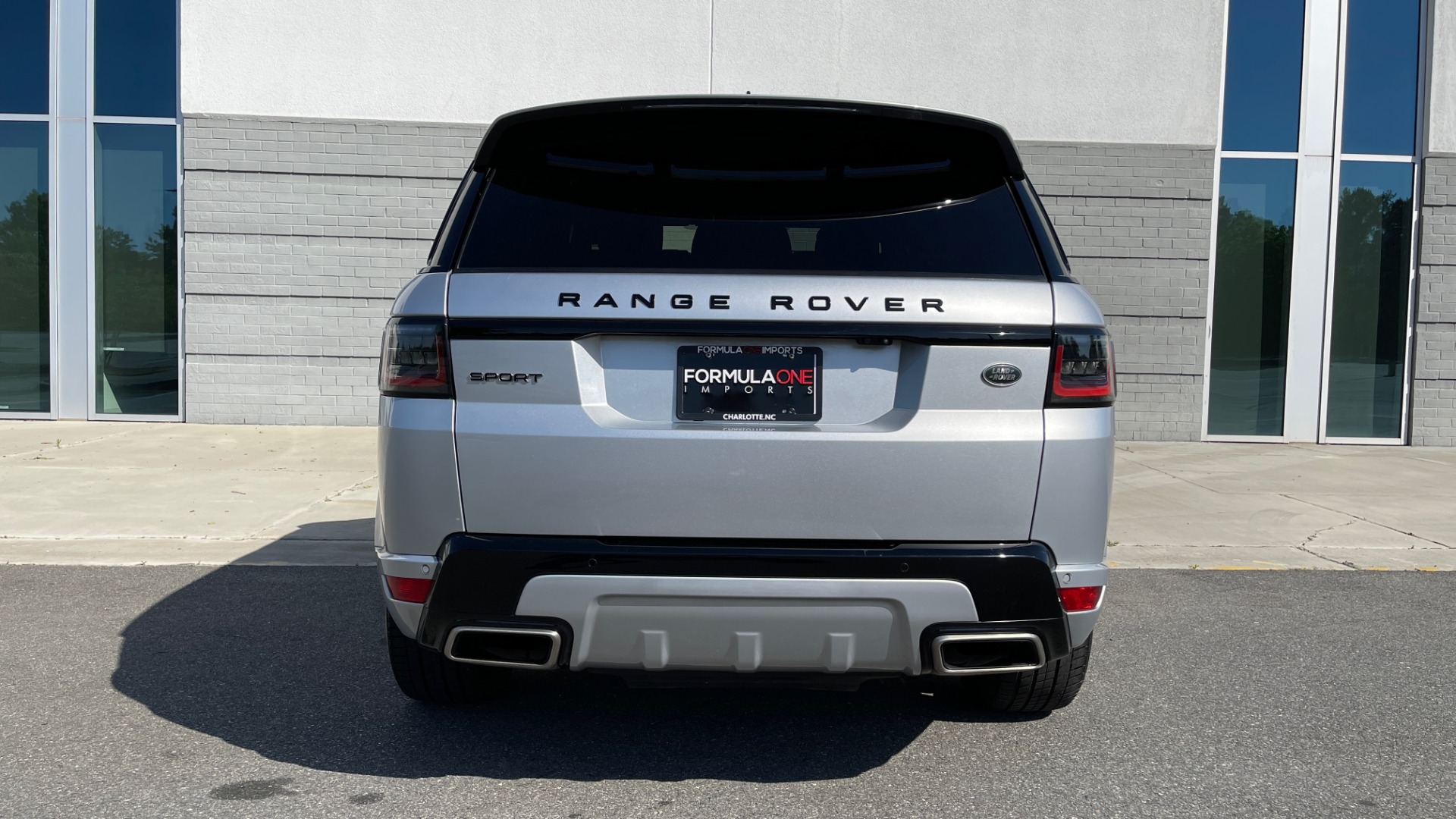 Used 2019 Land Rover RANGE ROVER SPORT HSE DYNAMIC / 3.0L SC V6 / 8-SPD / APPLE / NAV / SUNROOF / REARVIEW for sale Sold at Formula Imports in Charlotte NC 28227 23