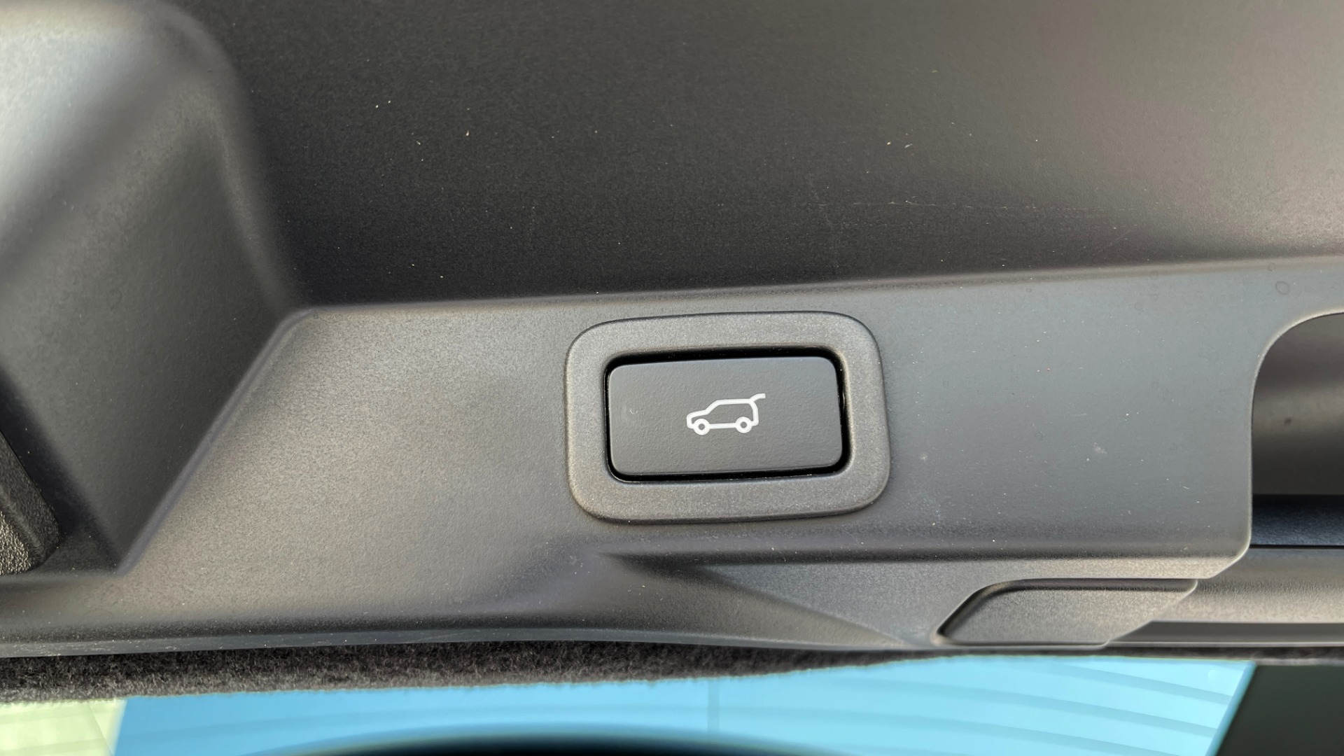 Used 2019 Land Rover RANGE ROVER SPORT HSE DYNAMIC / 3.0L SC V6 / 8-SPD / APPLE / NAV / SUNROOF / REARVIEW for sale Sold at Formula Imports in Charlotte NC 28227 79