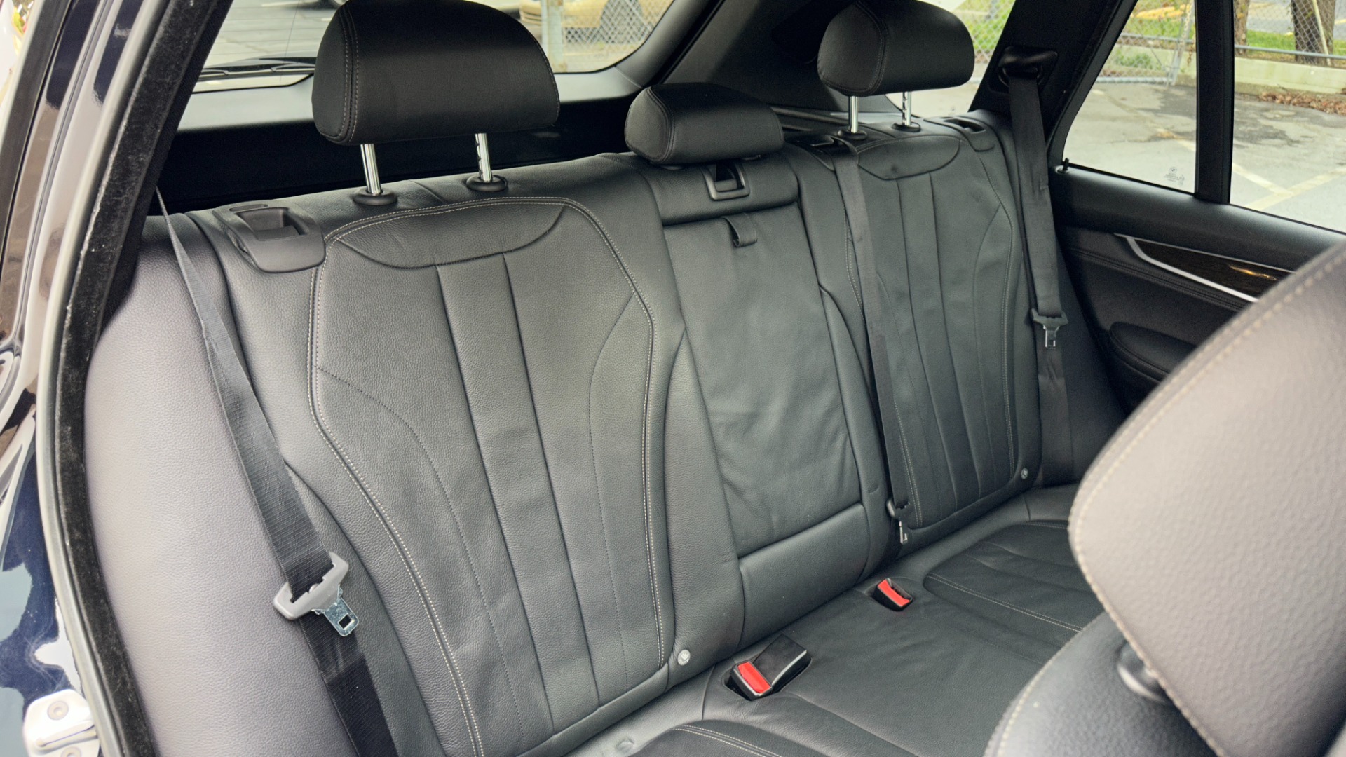 Used 2017 BMW X5 xDrive35i / M SPORT / PREMIUM PACKAGE / APPLE CARPLAY / LUXURY SEATING for sale Sold at Formula Imports in Charlotte NC 28227 26