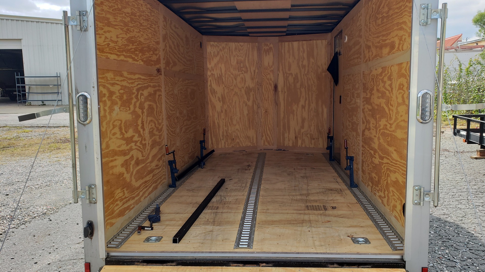 Used 2019 FOREST RIVER INC. CONTINENTAL CARGO 7X14 for sale Sold at Formula Imports in Charlotte NC 28227 10