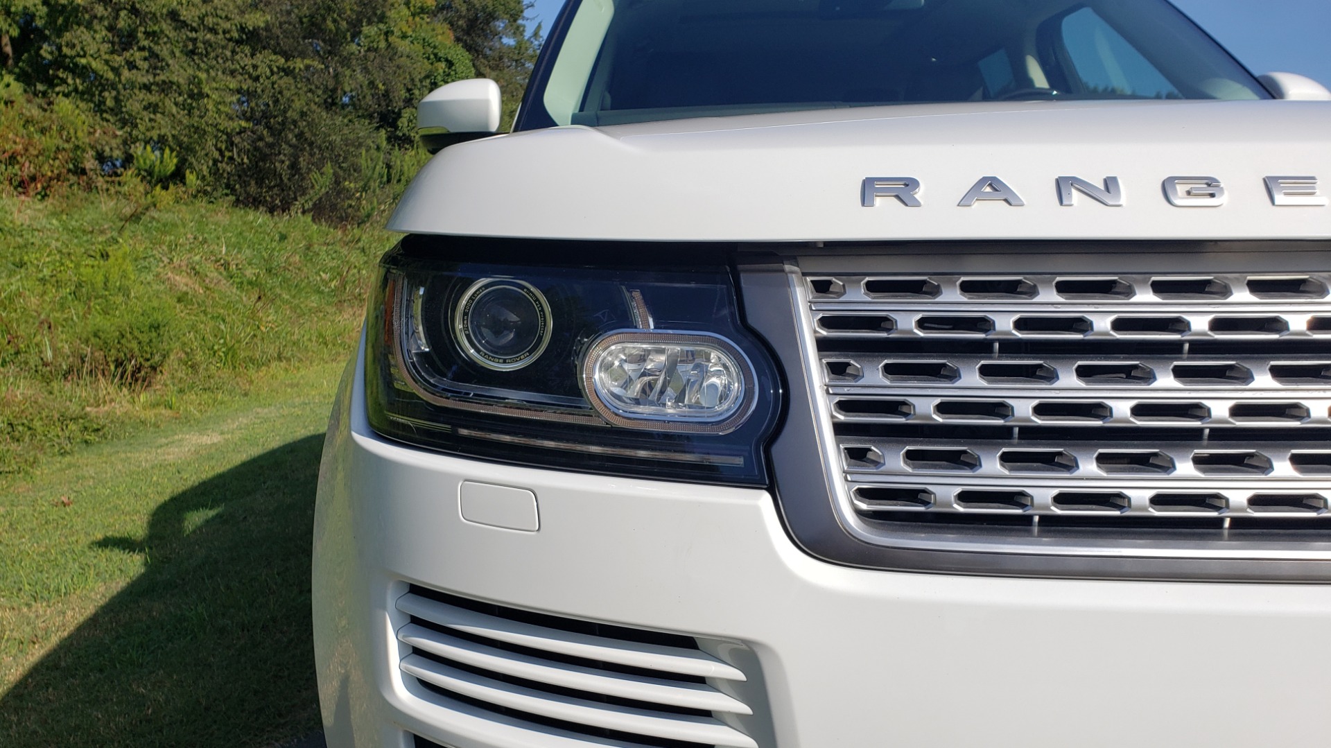 Used 2015 Land Rover Range Rover Supercharged for sale Sold at Formula Imports in Charlotte NC 28227 11