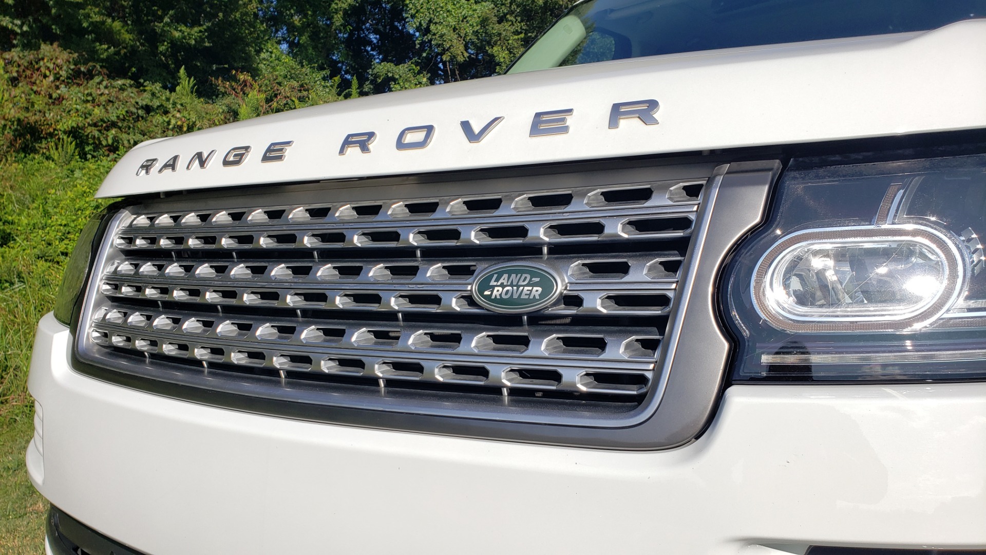 Used 2015 Land Rover Range Rover Supercharged for sale Sold at Formula Imports in Charlotte NC 28227 13