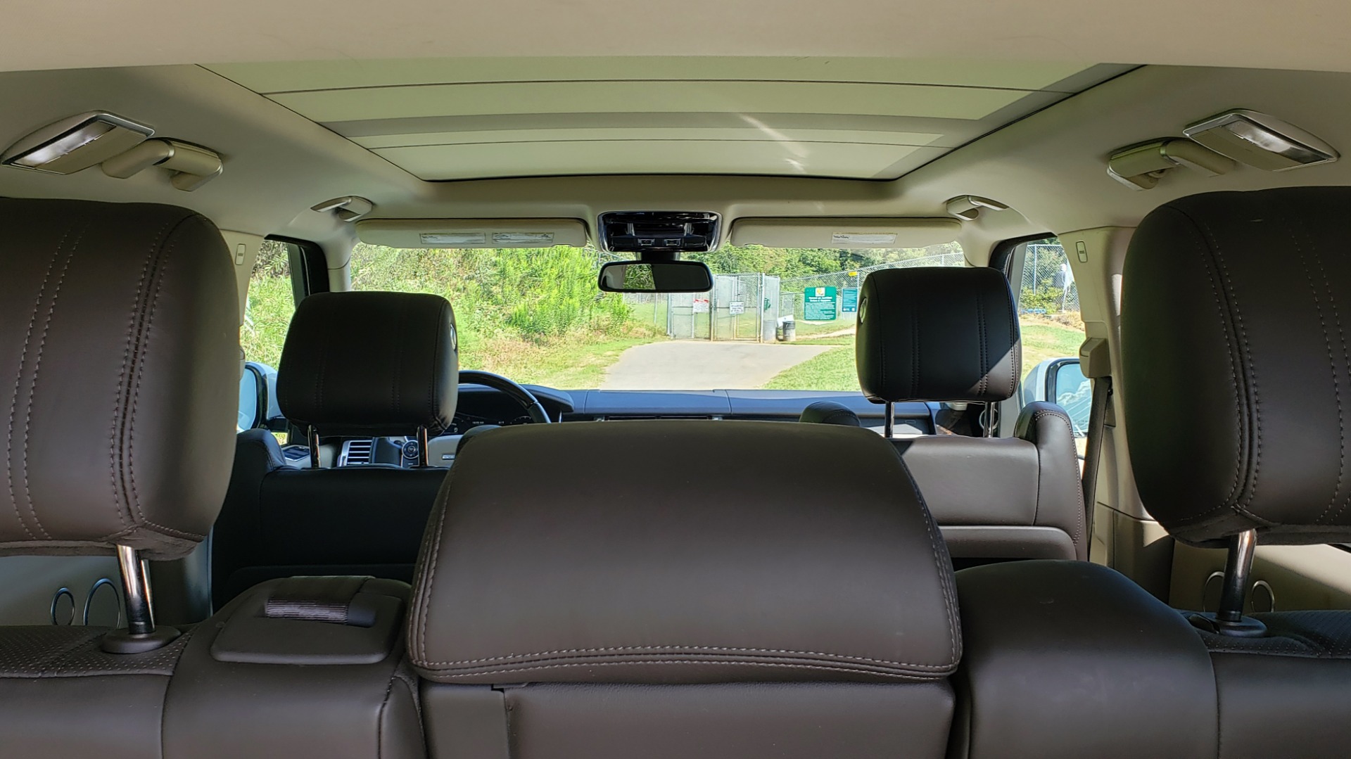 Used 2015 Land Rover Range Rover Supercharged for sale Sold at Formula Imports in Charlotte NC 28227 25