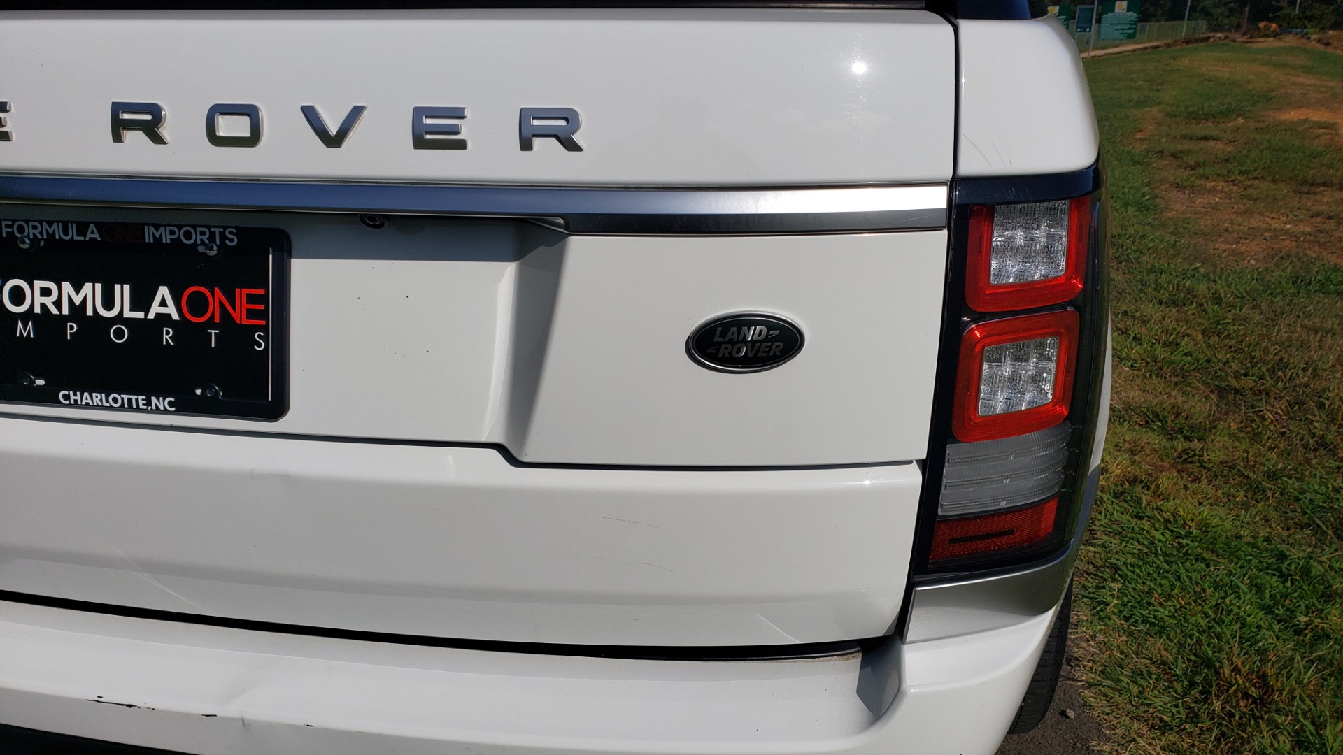 Used 2015 Land Rover Range Rover Supercharged for sale Sold at Formula Imports in Charlotte NC 28227 30