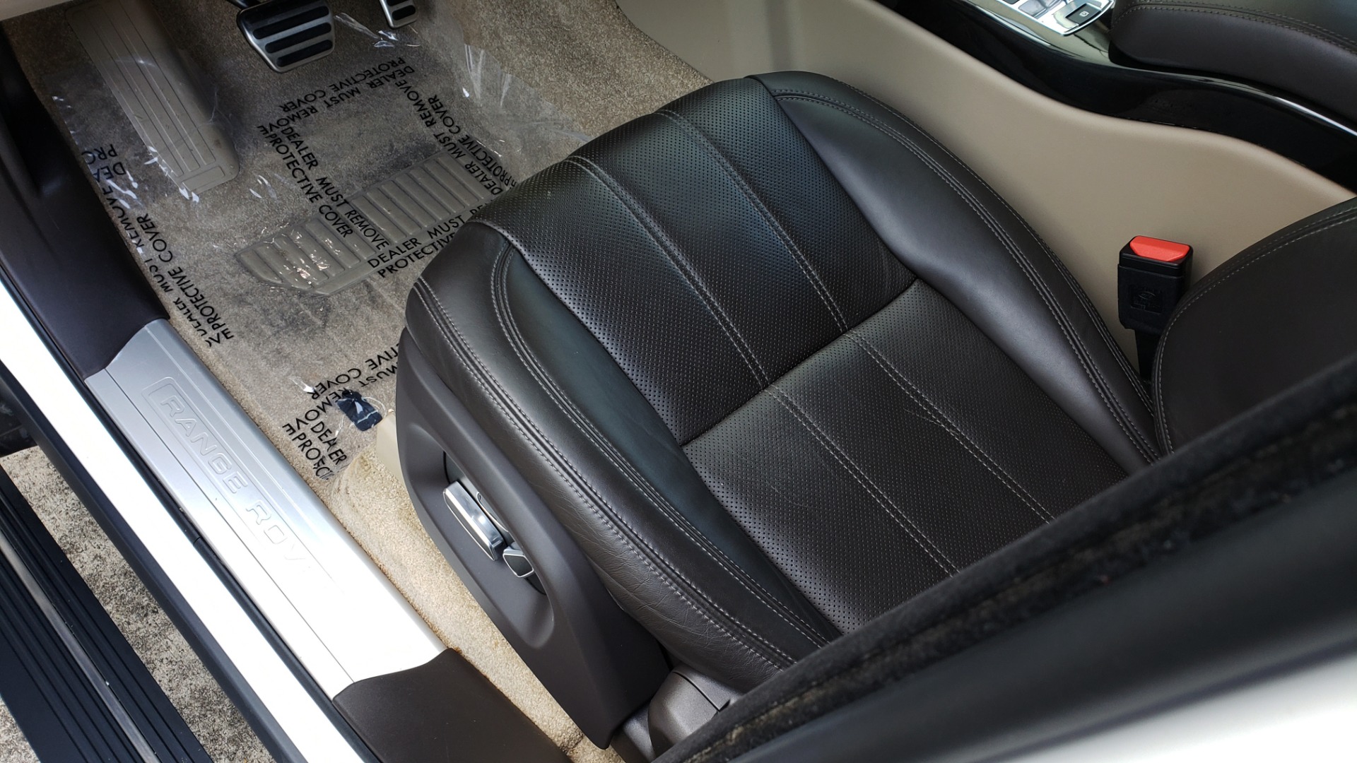 Used 2015 Land Rover Range Rover Supercharged for sale Sold at Formula Imports in Charlotte NC 28227 36