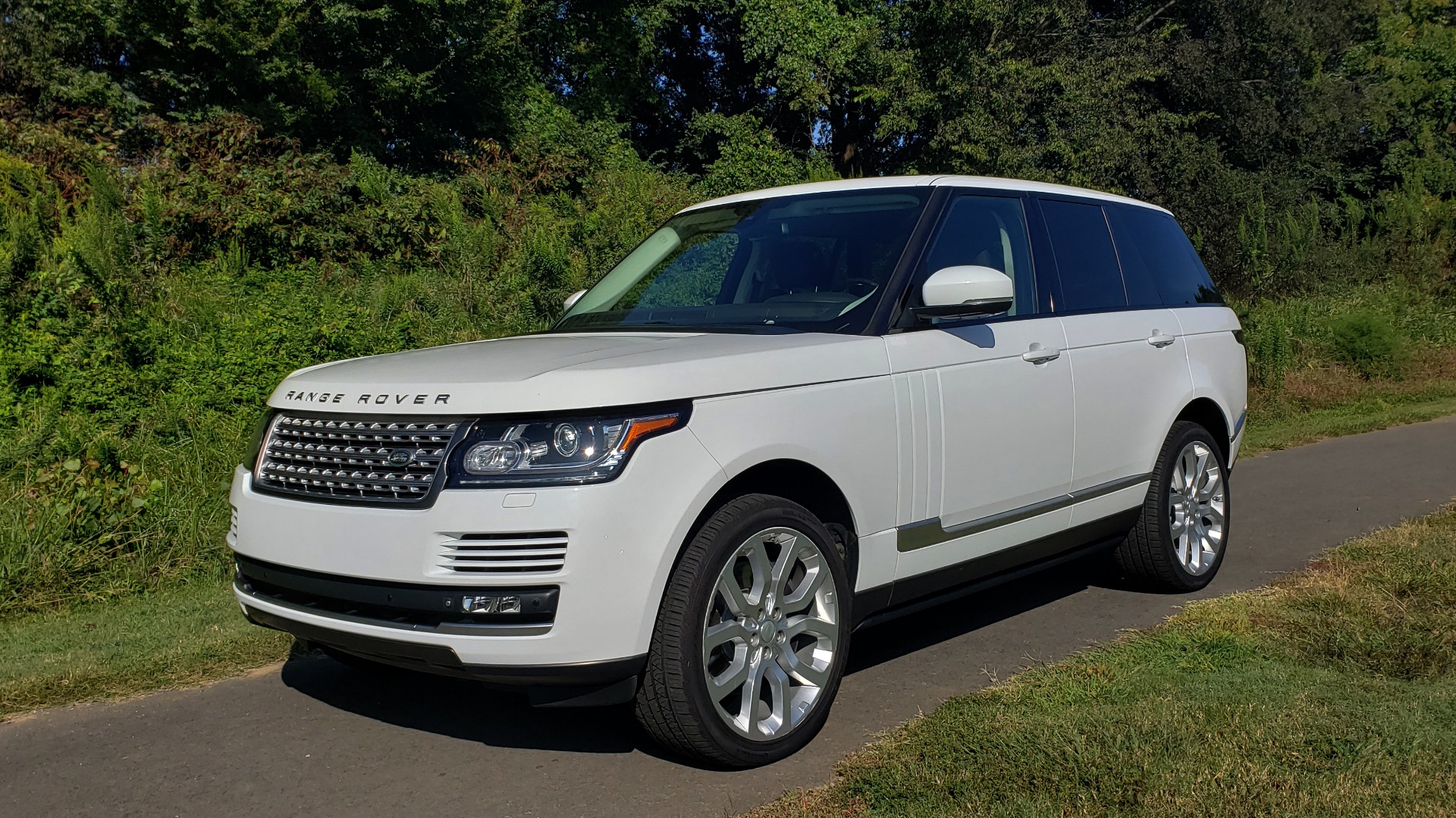Used 2015 Land Rover Range Rover Supercharged for sale Sold at Formula Imports in Charlotte NC 28227 6