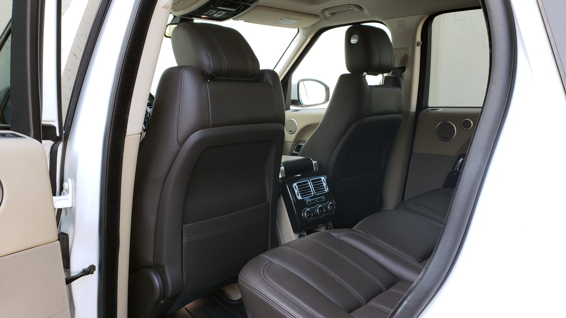 Used 2015 Land Rover Range Rover Supercharged for sale Sold at Formula Imports in Charlotte NC 28227 66