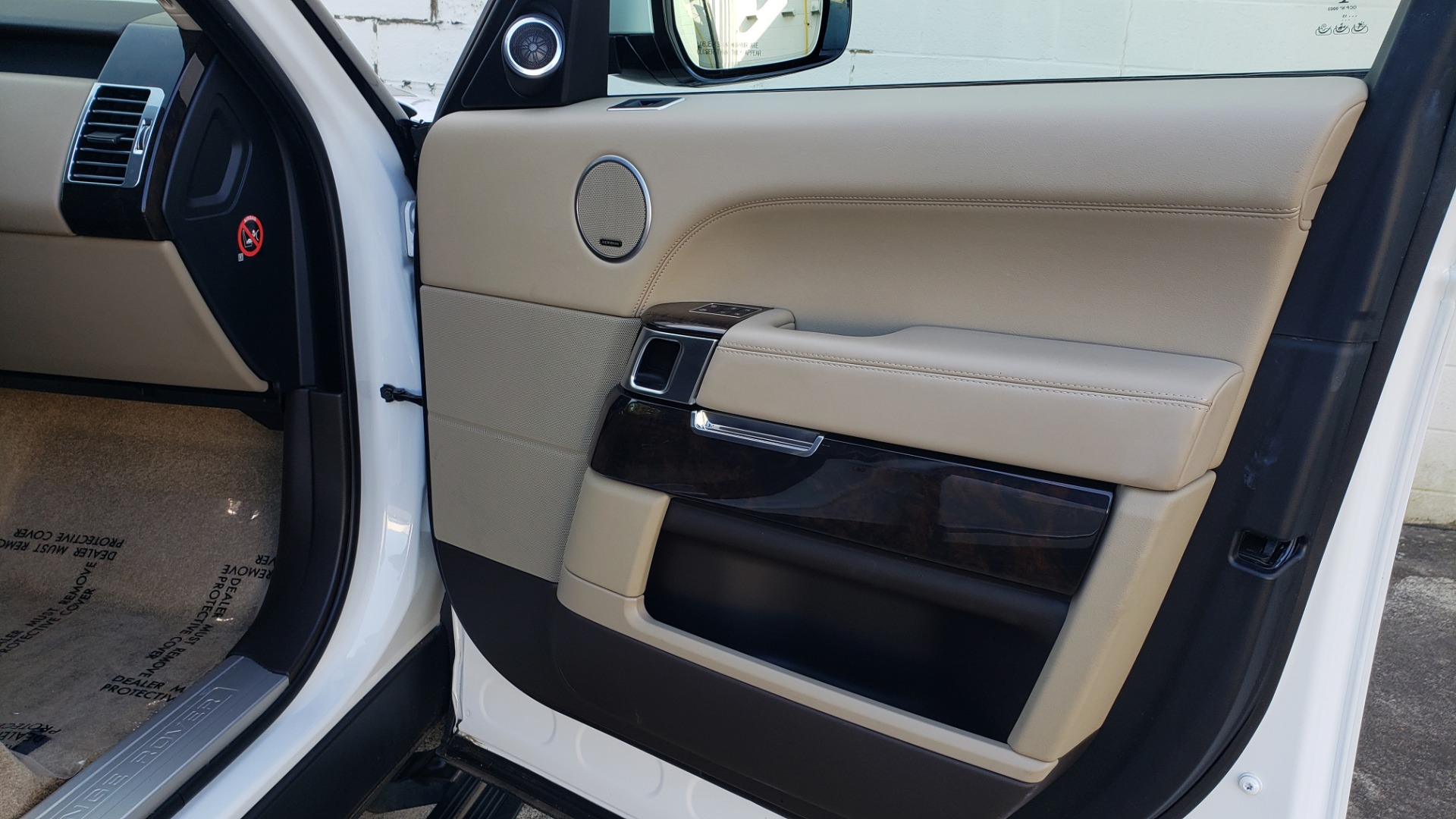 Used 2015 Land Rover Range Rover Supercharged for sale Sold at Formula Imports in Charlotte NC 28227 68