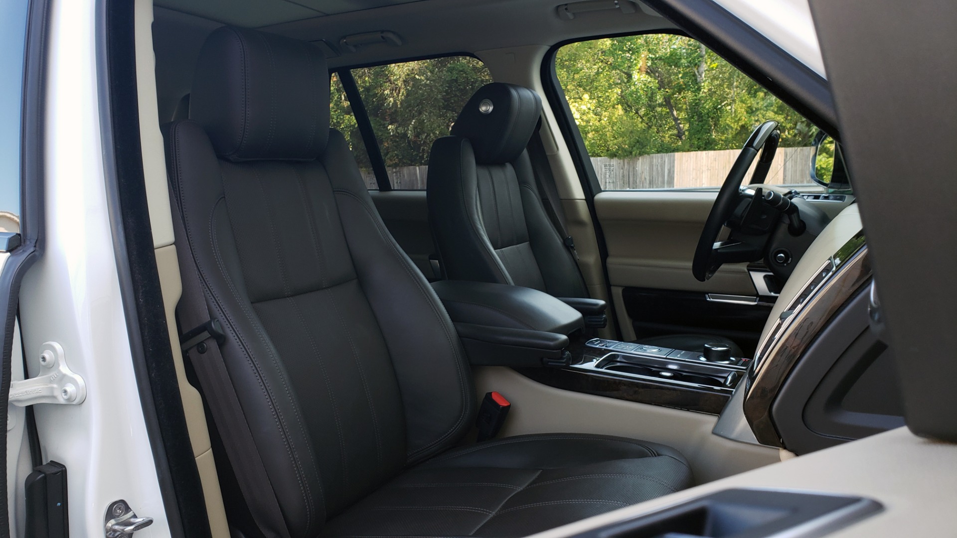 Used 2015 Land Rover Range Rover Supercharged for sale Sold at Formula Imports in Charlotte NC 28227 73
