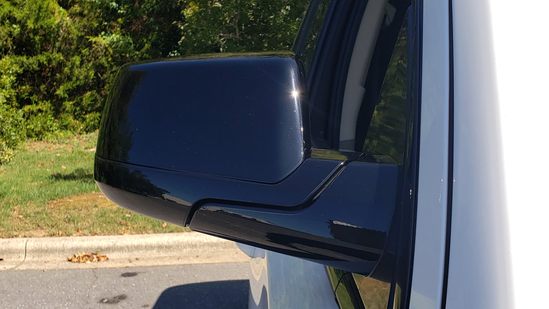 Used 2018 Chevrolet TAHOE PREMIER 4WD / 6.2L V8 / NAV / SUNROOF / ENT / BOSE / 3-ROW / REARVIEW for sale Sold at Formula Imports in Charlotte NC 28227 25