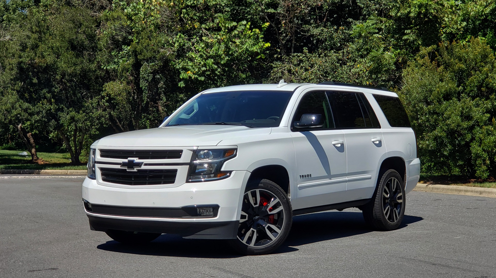 Used 2018 Chevrolet TAHOE PREMIER 4WD / 6.2L V8 / NAV / SUNROOF / ENT / BOSE / 3-ROW / REARVIEW for sale Sold at Formula Imports in Charlotte NC 28227 3