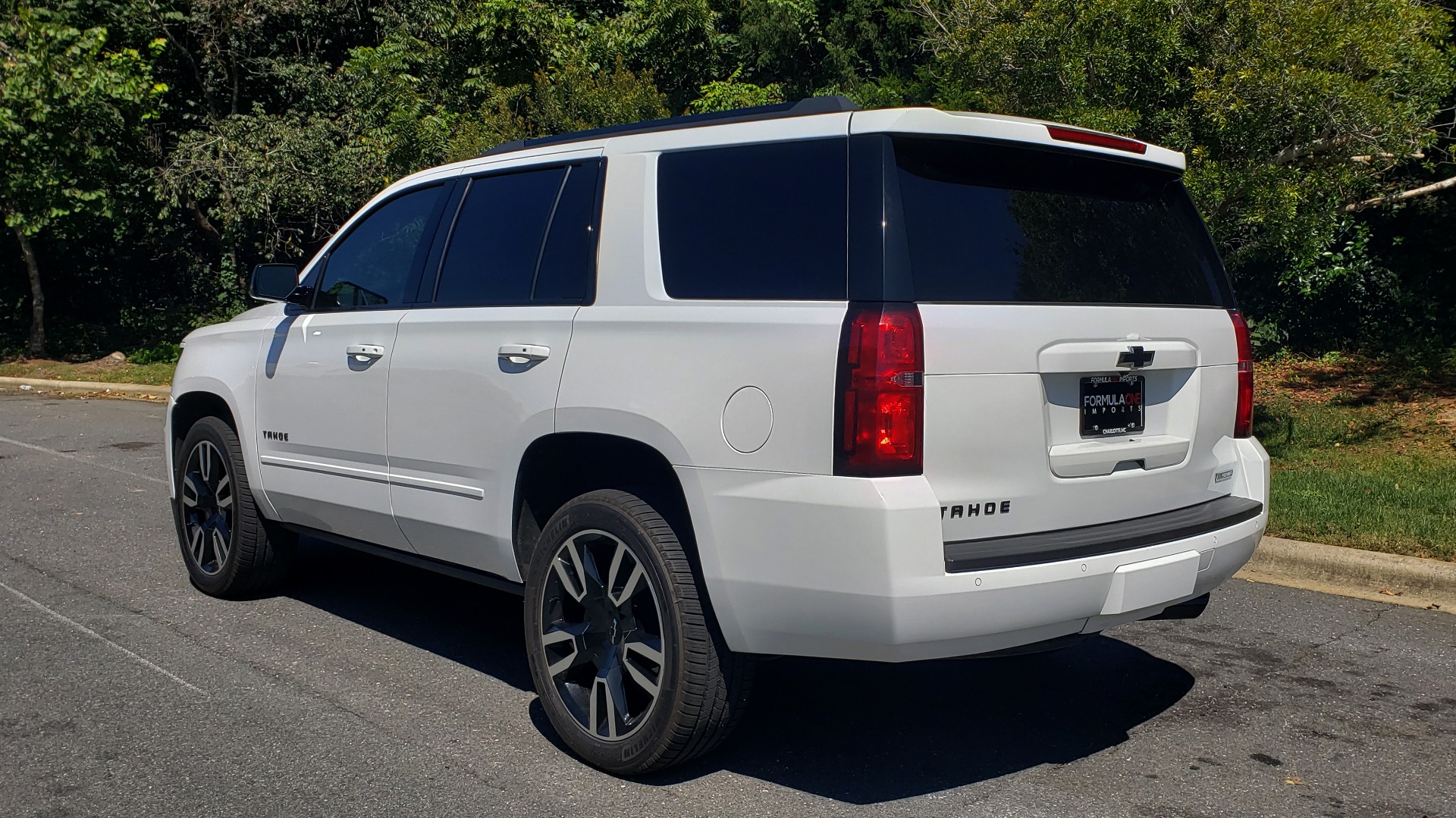 Used 2018 Chevrolet TAHOE PREMIER 4WD / 6.2L V8 / NAV / SUNROOF / ENT / BOSE / 3-ROW / REARVIEW for sale Sold at Formula Imports in Charlotte NC 28227 5