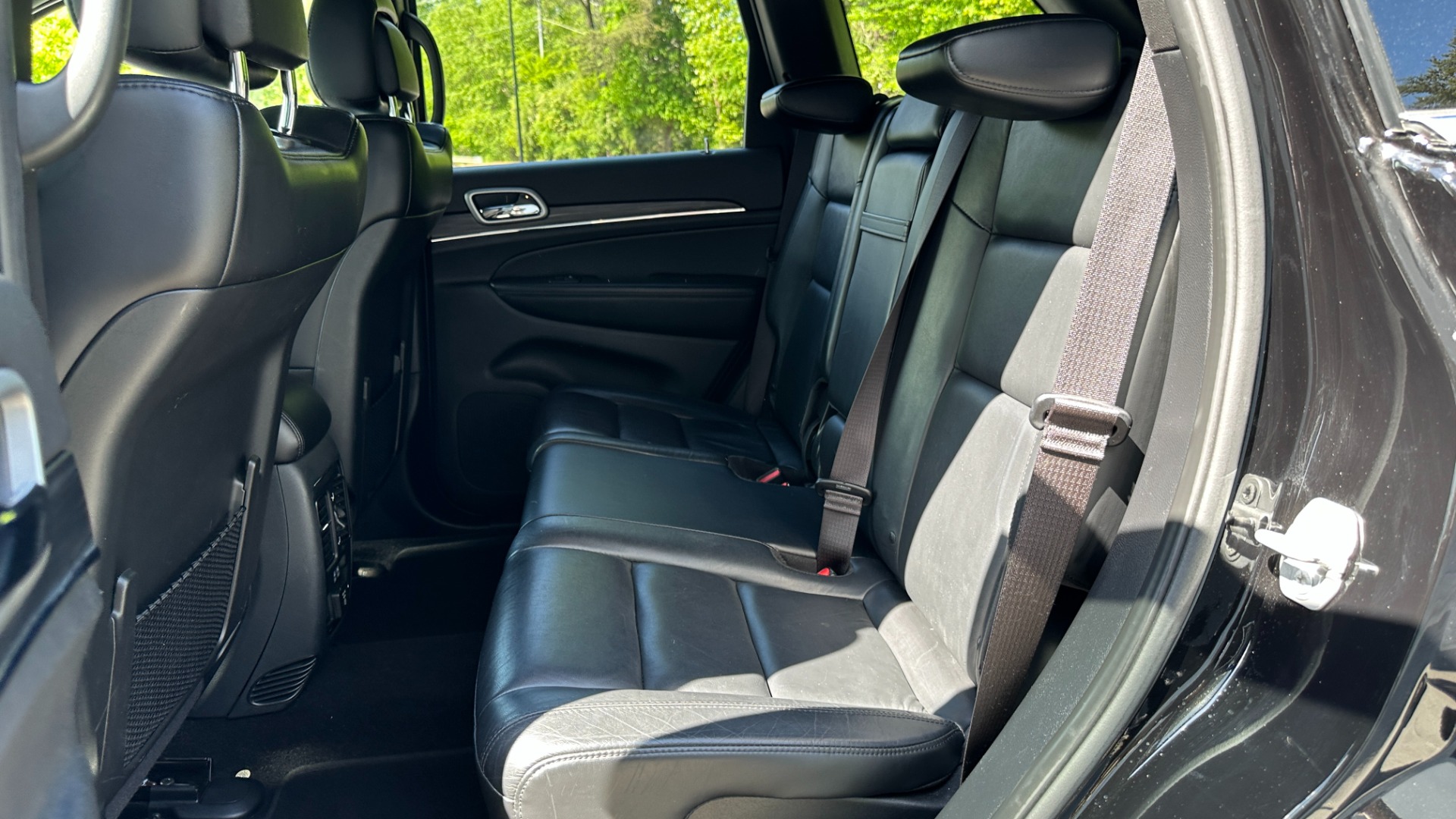 Used 2019 Jeep GRAND CHEROKEE LIMITED 4X4 / NAV / SUNROOF / BLIND SPOT MONITOR / REARVIEW for sale Sold at Formula Imports in Charlotte NC 28227 25