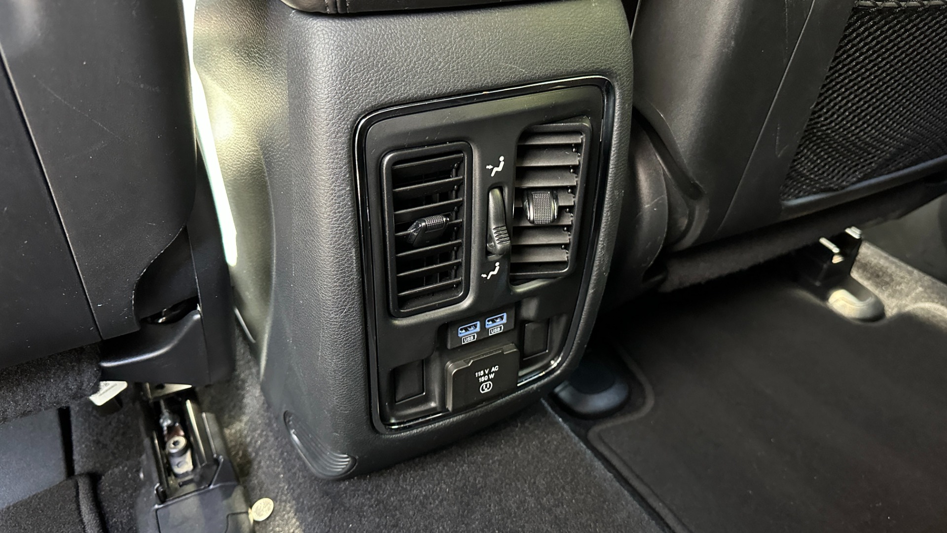 Used 2019 Jeep Grand Cherokee Limited for sale Sold at Formula Imports in Charlotte NC 28227 27