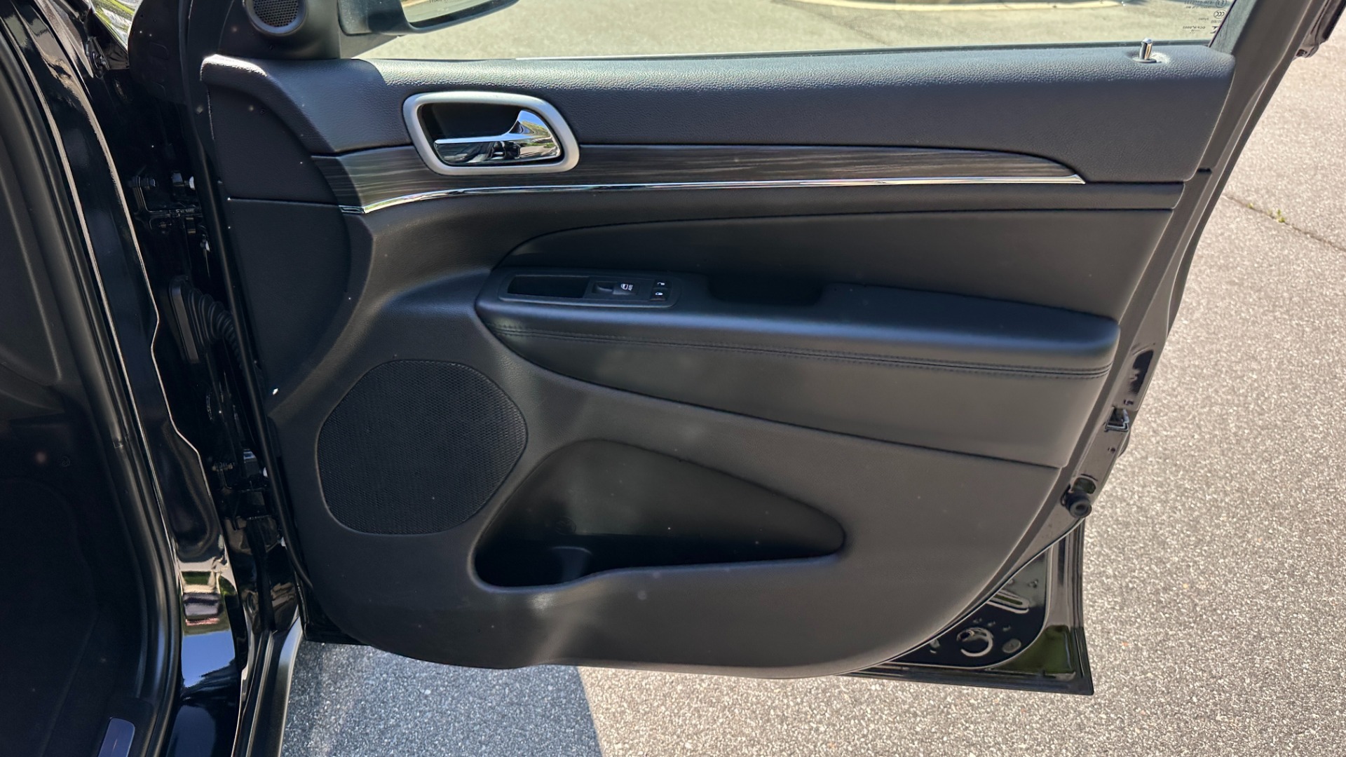 Used 2019 Jeep Grand Cherokee Limited for sale Sold at Formula Imports in Charlotte NC 28227 33