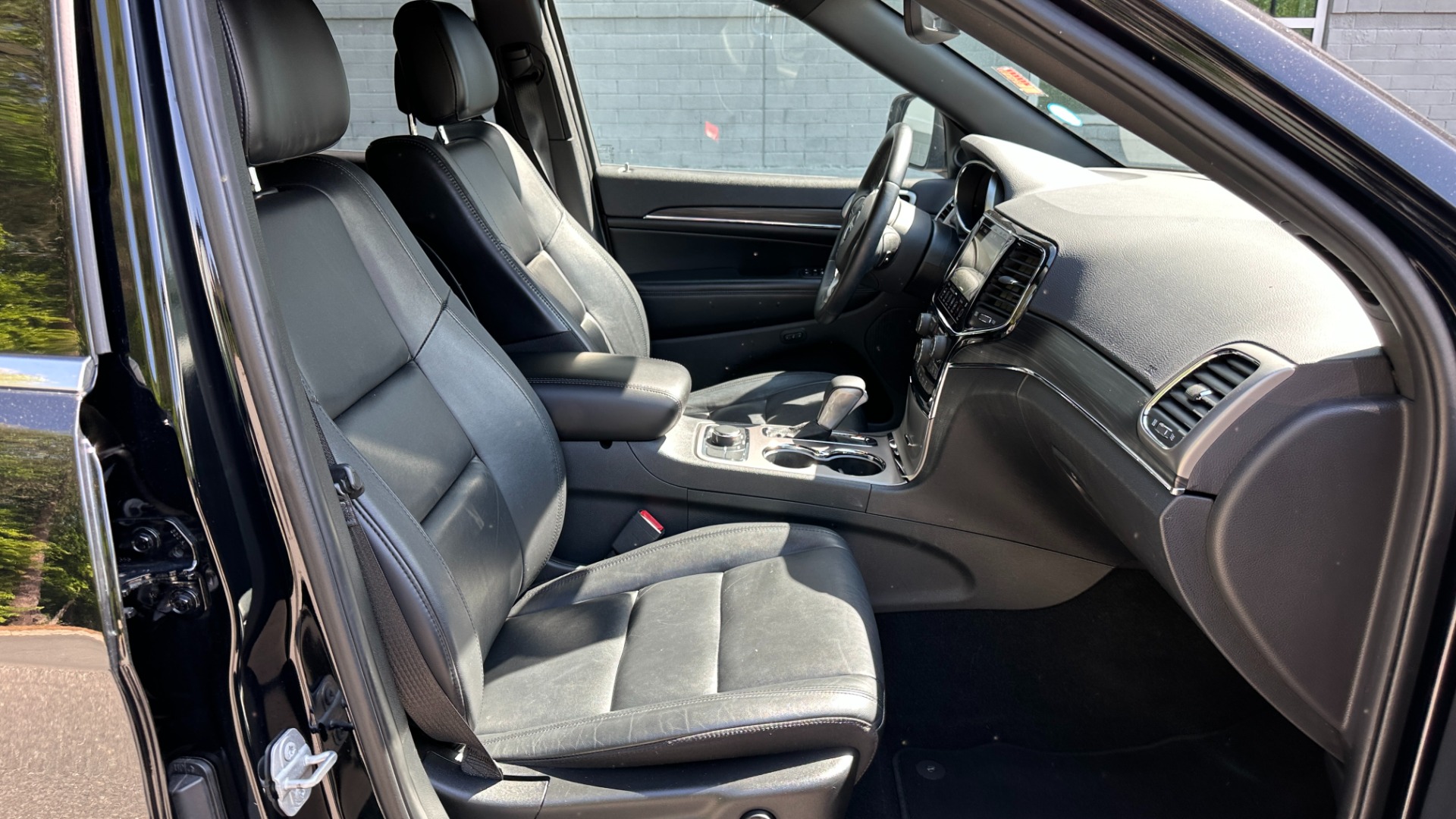 Used 2019 Jeep Grand Cherokee Limited for sale Sold at Formula Imports in Charlotte NC 28227 35