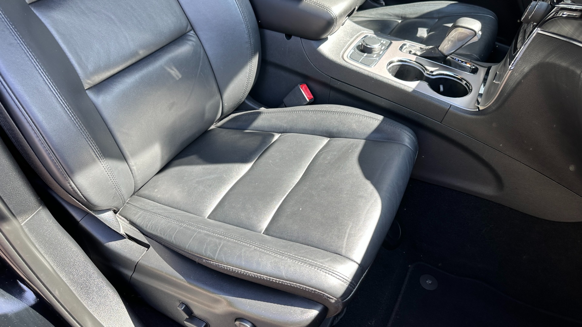 Used 2019 Jeep GRAND CHEROKEE LIMITED 4X4 / NAV / SUNROOF / BLIND SPOT MONITOR / REARVIEW for sale Sold at Formula Imports in Charlotte NC 28227 37
