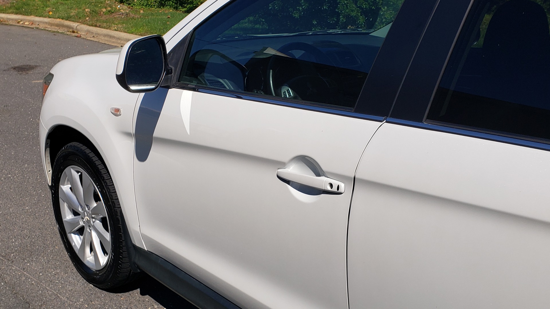 Used 2013 Mitsubishi OUTLANDER SPORT SE / 2WD / 4-DR SUV / CVT TRANS / PREMIUM SOUND / REARVIEW for sale Sold at Formula Imports in Charlotte NC 28227 7