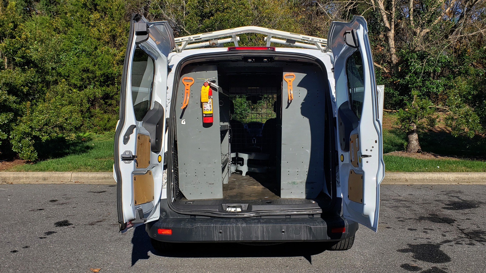 Used 2015 Ford TRANSIT CONNECT XLT CARGO VAN / 121-IN WB / 2.5L 4-CYL / AUTO / REARVIEW / WORK VAN for sale Sold at Formula Imports in Charlotte NC 28227 23