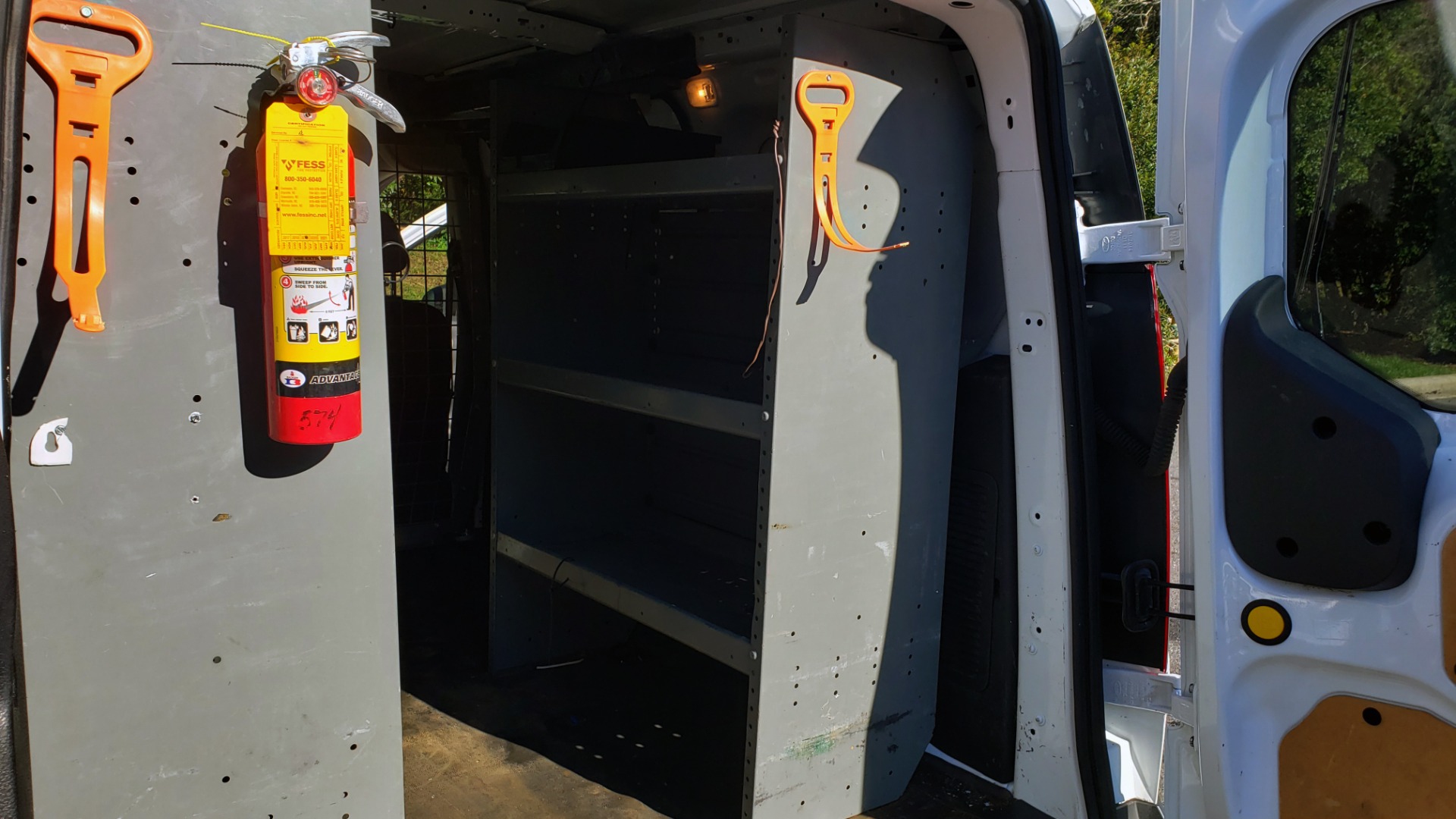 Used 2015 Ford TRANSIT CONNECT XLT CARGO VAN / 121-IN WB / 2.5L 4-CYL / AUTO / REARVIEW / WORK VAN for sale Sold at Formula Imports in Charlotte NC 28227 25