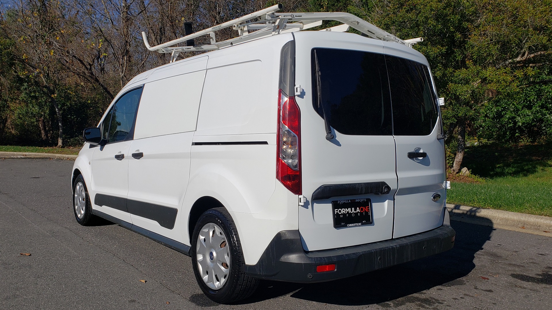Used 2015 Ford TRANSIT CONNECT XLT CARGO VAN / 121-IN WB / 2.5L 4-CYL / AUTO / REARVIEW / WORK VAN for sale Sold at Formula Imports in Charlotte NC 28227 3