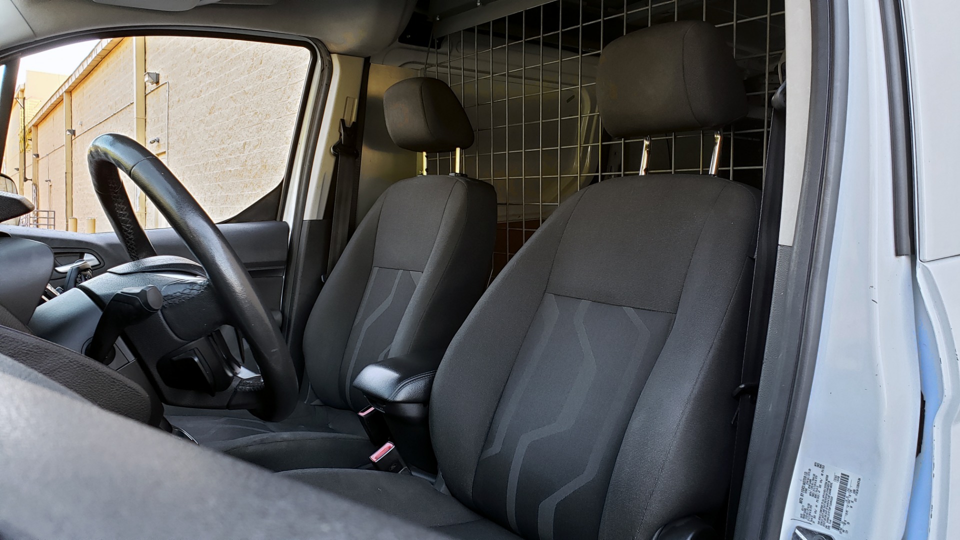Used 2015 Ford TRANSIT CONNECT XLT CARGO VAN / 121-IN WB / 2.5L 4-CYL / AUTO / REARVIEW / WORK VAN for sale Sold at Formula Imports in Charlotte NC 28227 30
