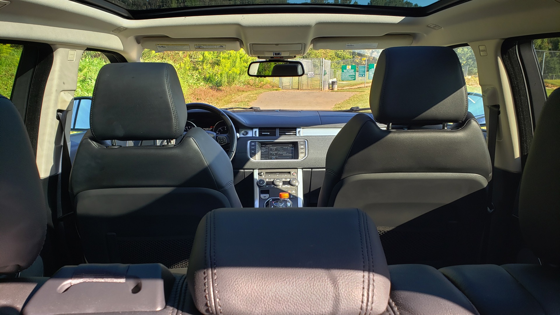 Used 2015 Land Rover RANGE ROVER EVOQUE PURE PREMIUM / PURE PLUS / CLIMATE COMFORT / REARVIEW for sale Sold at Formula Imports in Charlotte NC 28227 27