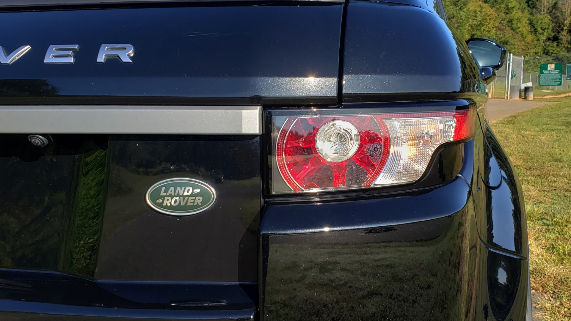 Used 2015 Land Rover RANGE ROVER EVOQUE PURE PREMIUM / PURE PLUS / CLIMATE COMFORT / REARVIEW for sale Sold at Formula Imports in Charlotte NC 28227 33