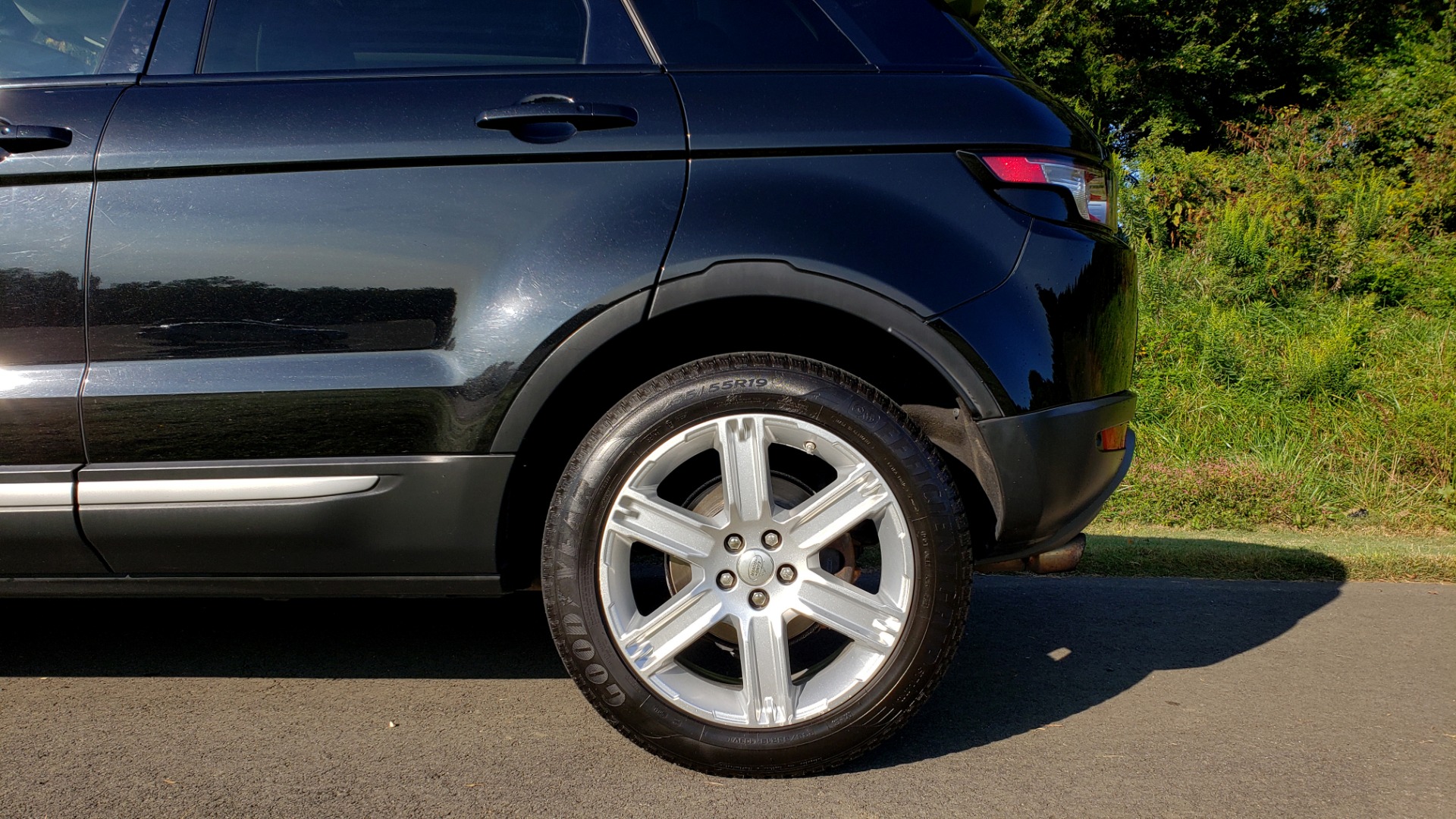 Used 2015 Land Rover RANGE ROVER EVOQUE PURE PREMIUM / PURE PLUS / CLIMATE COMFORT / REARVIEW for sale Sold at Formula Imports in Charlotte NC 28227 85