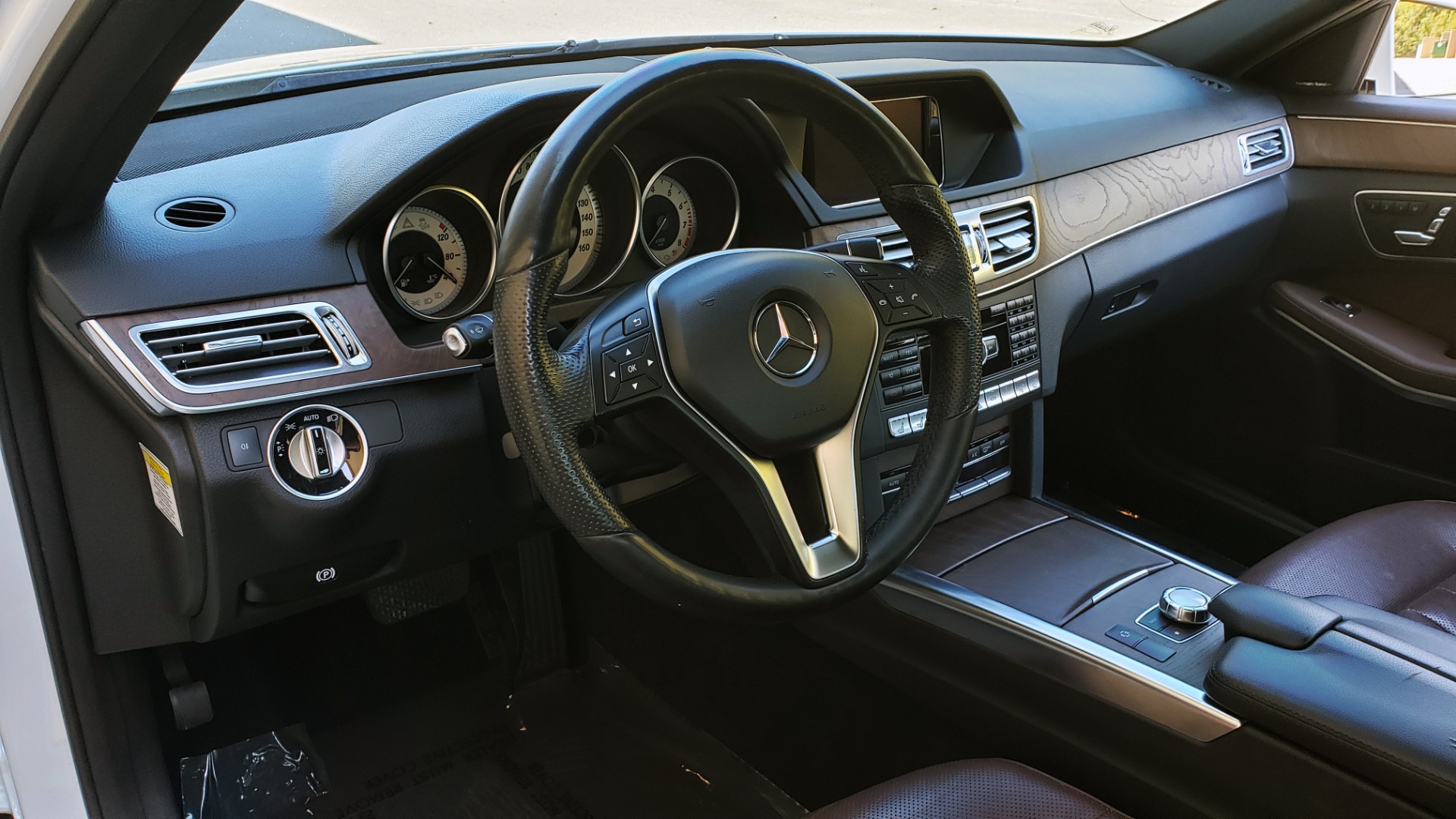 Used 2014 Mercedes-Benz E-CLASS E 350 SPORT / PREM 1 PKG / NAV / LIGHTING / KEYLESS-GO for sale Sold at Formula Imports in Charlotte NC 28227 37