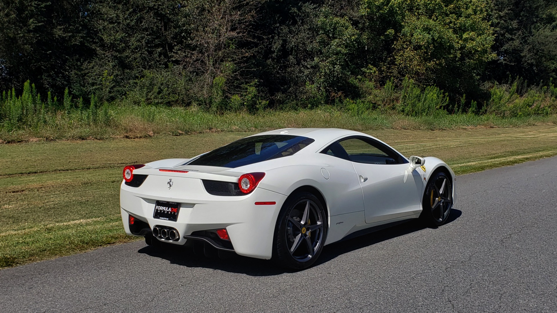 Used 2012 Ferrari 458 ITALIA COUPE / 4.5L V8 / 7-SPEED AUTO / LOW MILES SUPER CLEAN for sale Sold at Formula Imports in Charlotte NC 28227 12