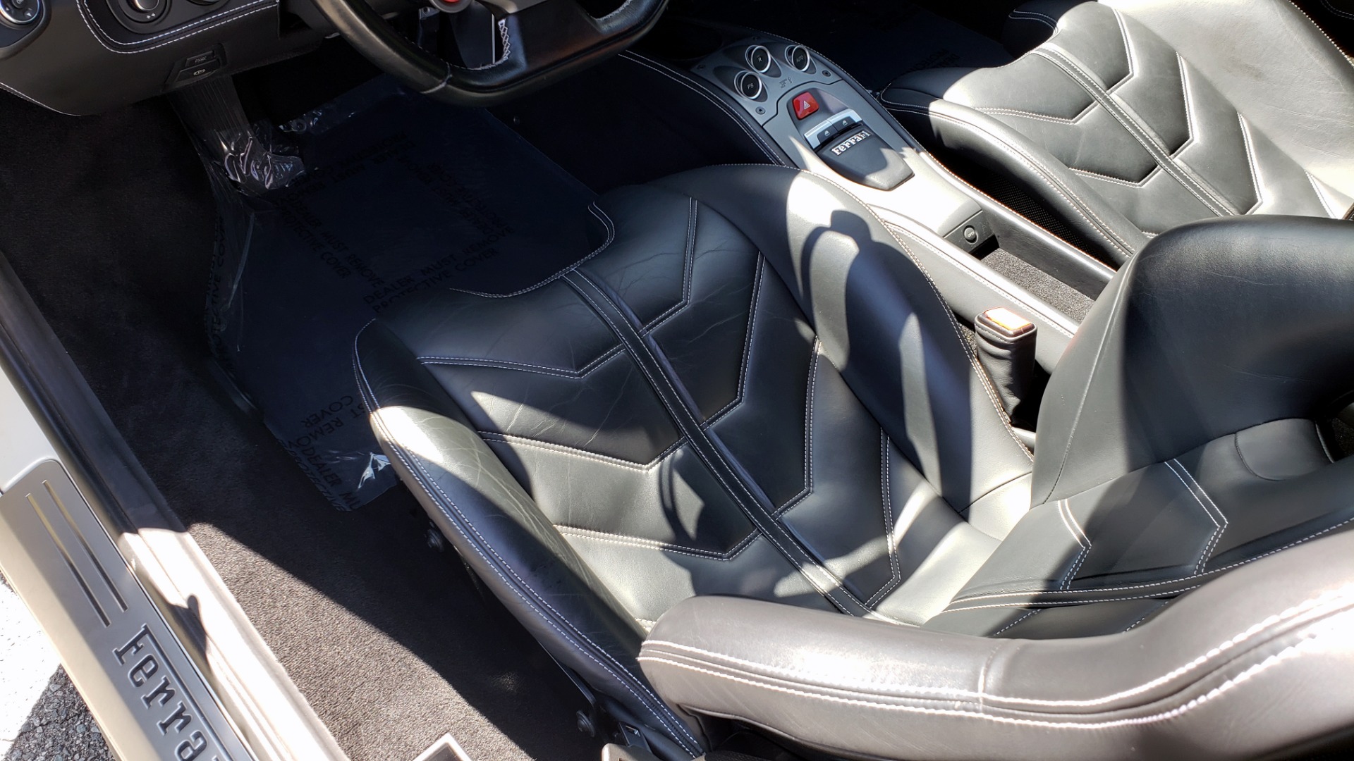 Used 2012 Ferrari 458 ITALIA COUPE / 4.5L V8 / 7-SPEED AUTO / LOW MILES SUPER CLEAN for sale Sold at Formula Imports in Charlotte NC 28227 19