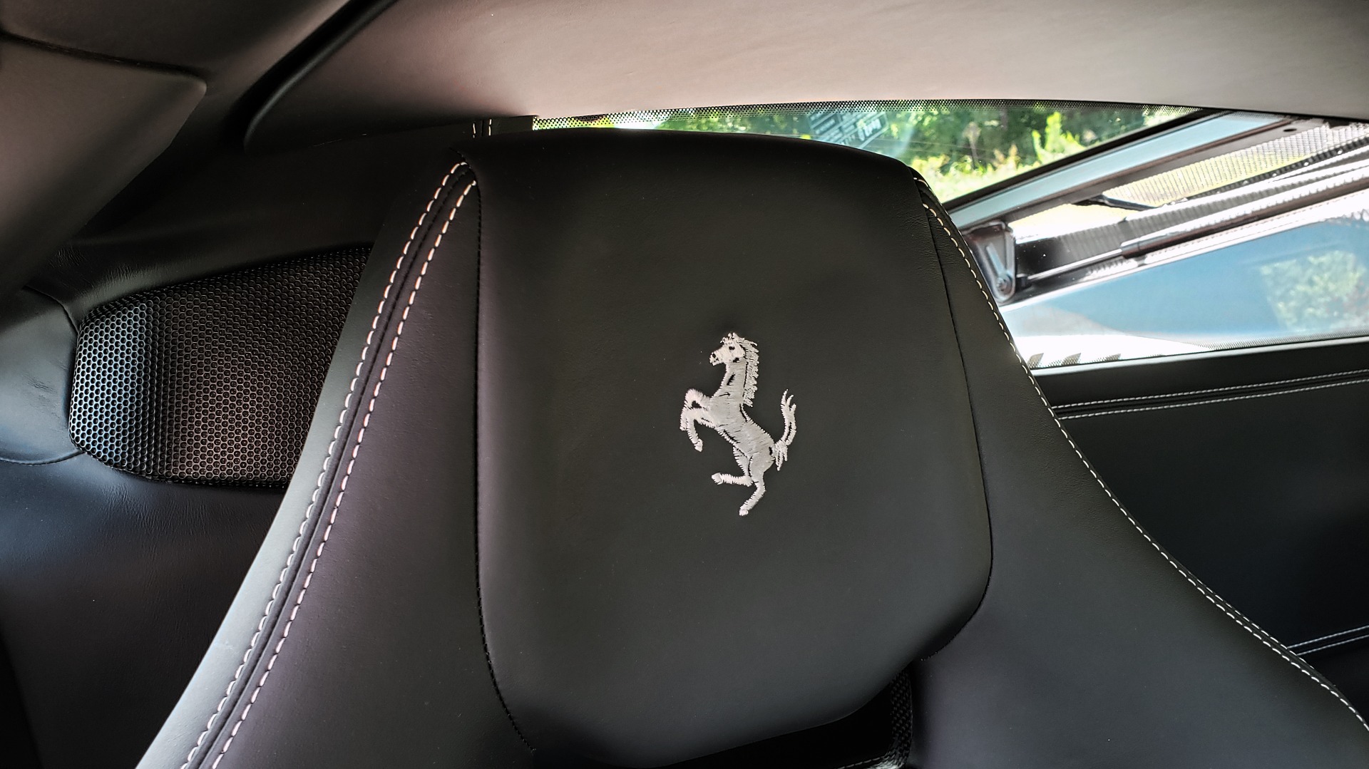 Used 2012 Ferrari 458 ITALIA COUPE / 4.5L V8 / 7-SPEED AUTO / LOW MILES SUPER CLEAN for sale Sold at Formula Imports in Charlotte NC 28227 38